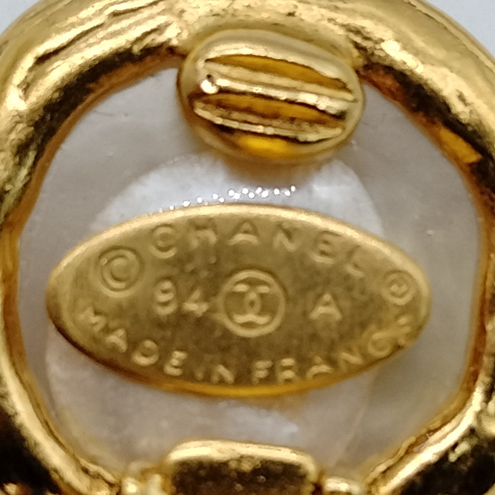 Chanel Earring Gold Whites 94 A 4523858