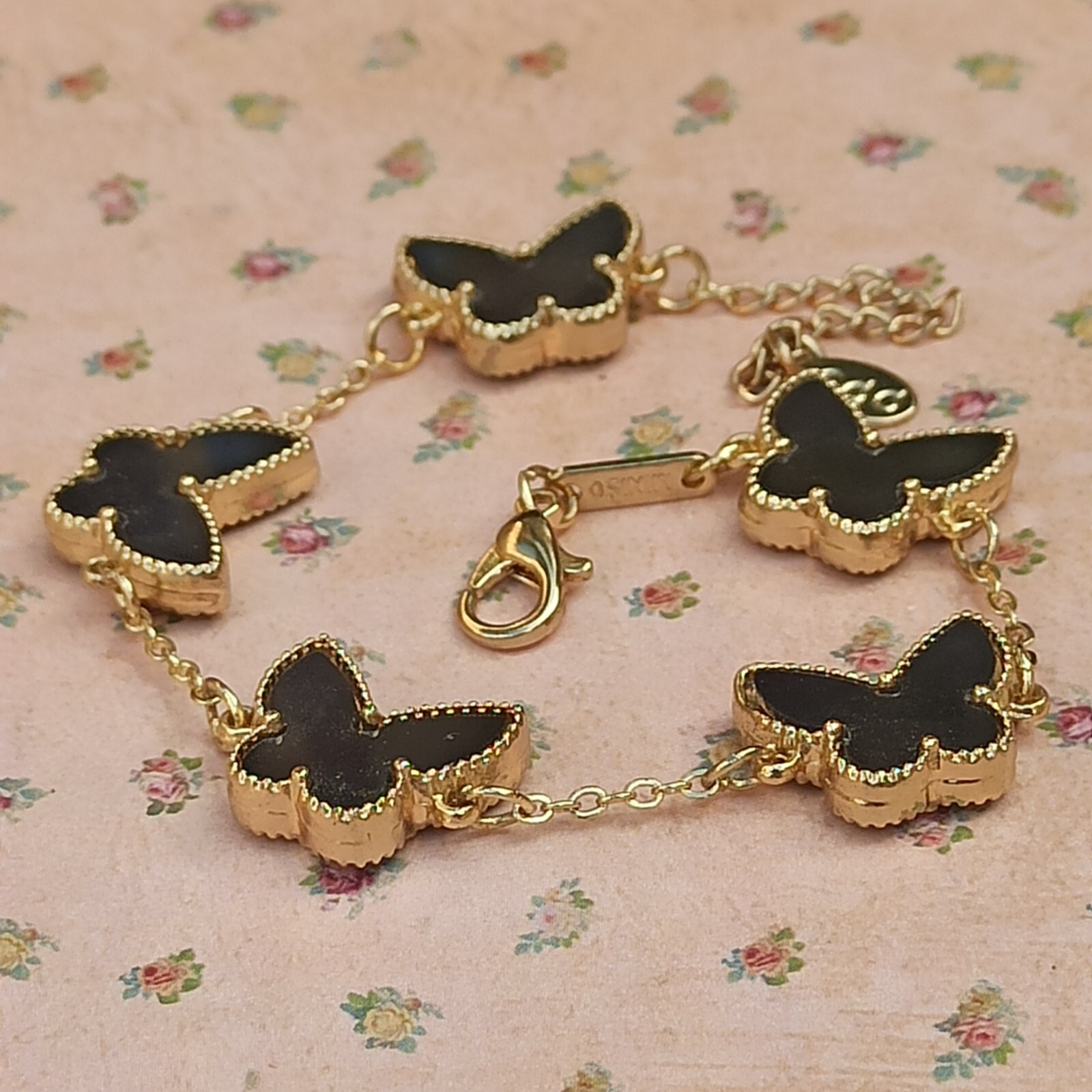 Butterfly Bracelet Black Gold Tone Fashion Signed MINISO Gift Charm Modern Trend
