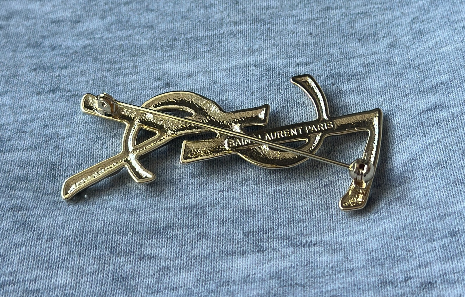 Vintage Yves Saint Laurent Gold Tone YSL Brooch Style Pin Designer Jewelry 2.8″