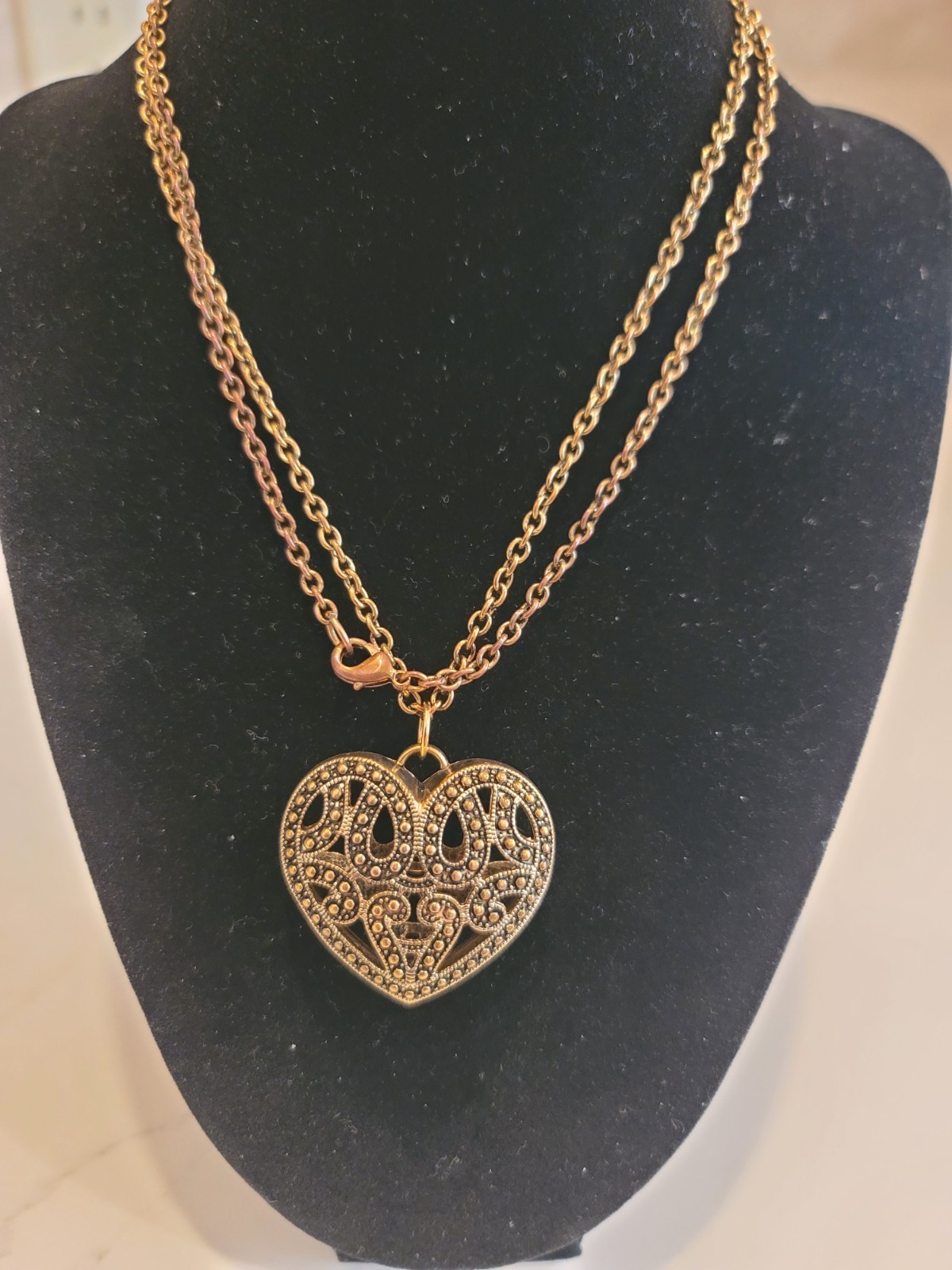 Heart Pendant Necklace Filigree Style Antiqued Bronze Tone Chain 30″