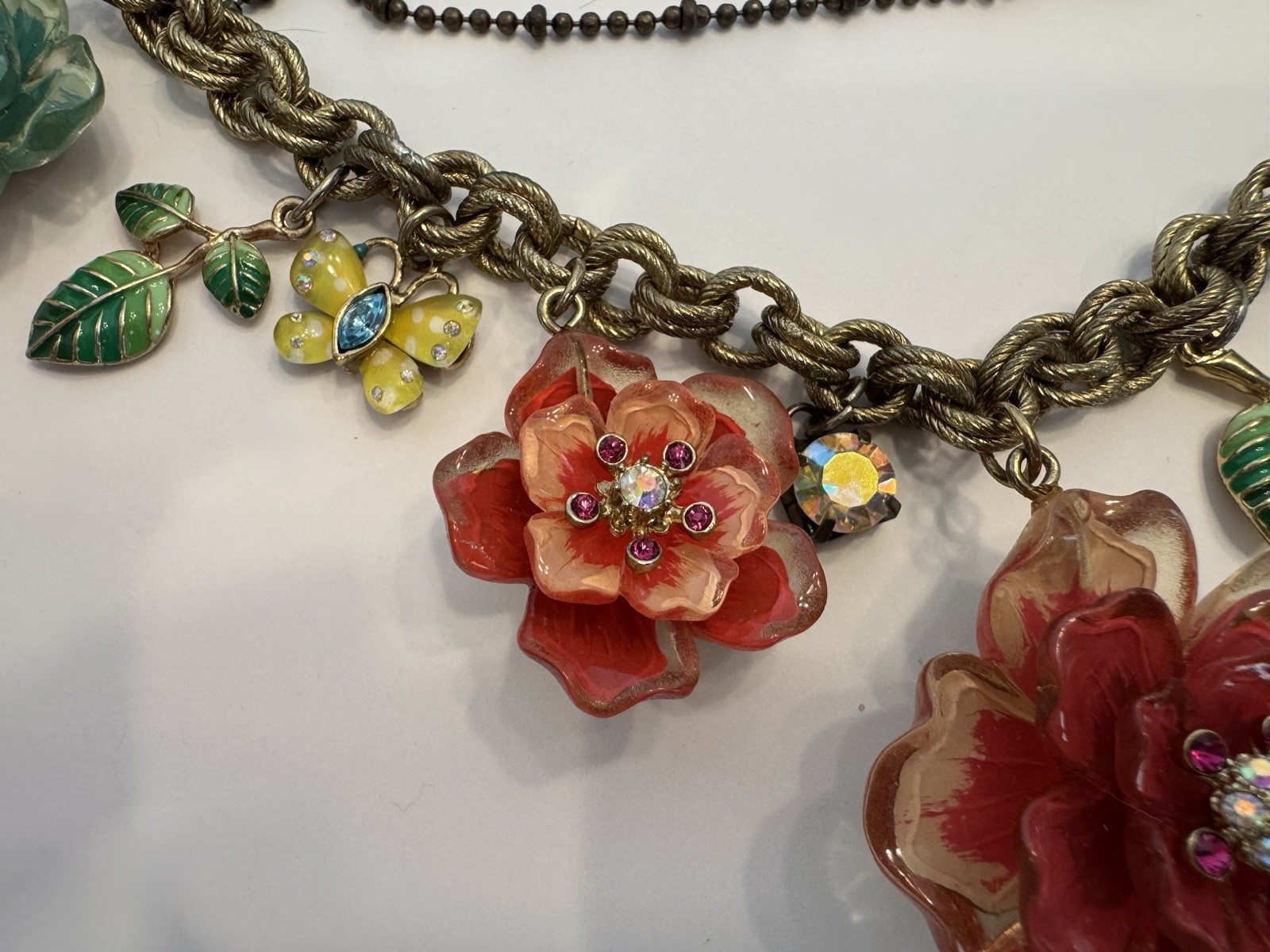 Betsey Johnson 19″ Mixed Metals/Materials Flower Garden Necklace