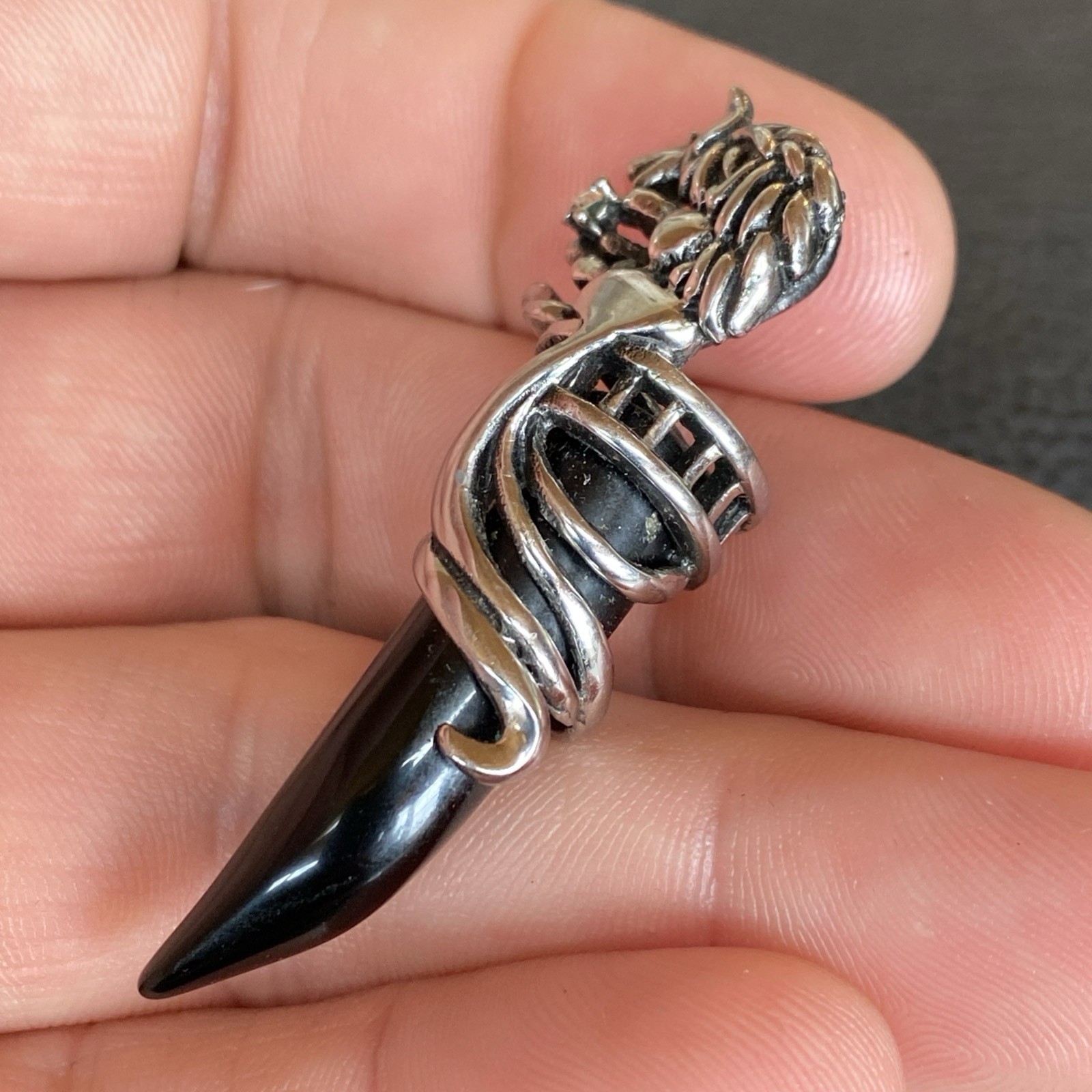 Wolf Head Tribal Pendant Shiny Silver Tone Simulated Faux Onyx Black Fang Tooth