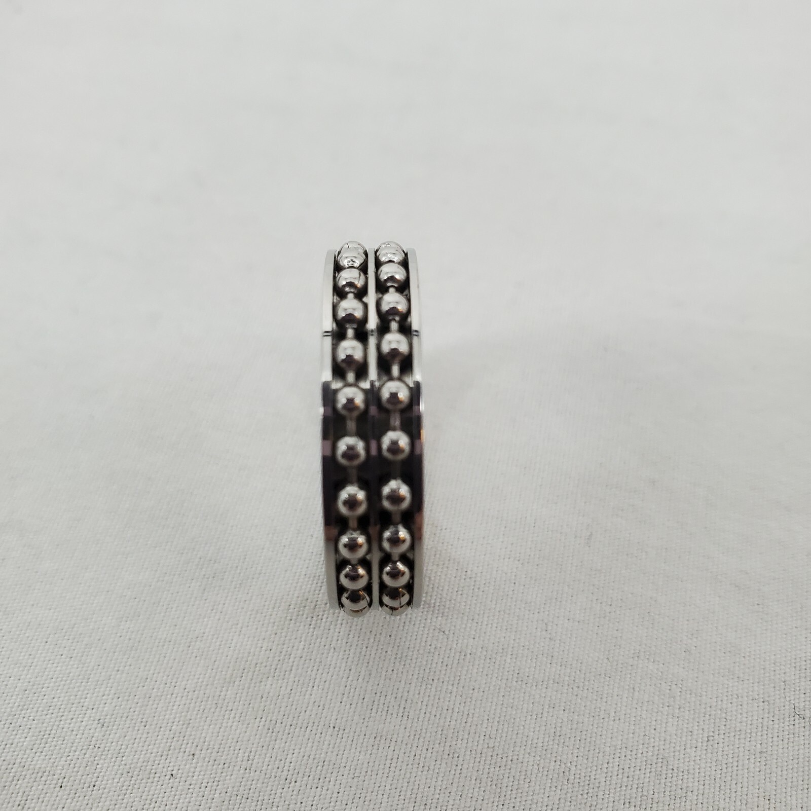 Stainless Steel No Tarnish Ball Chain Inlay Ring Men’s Size 7.5