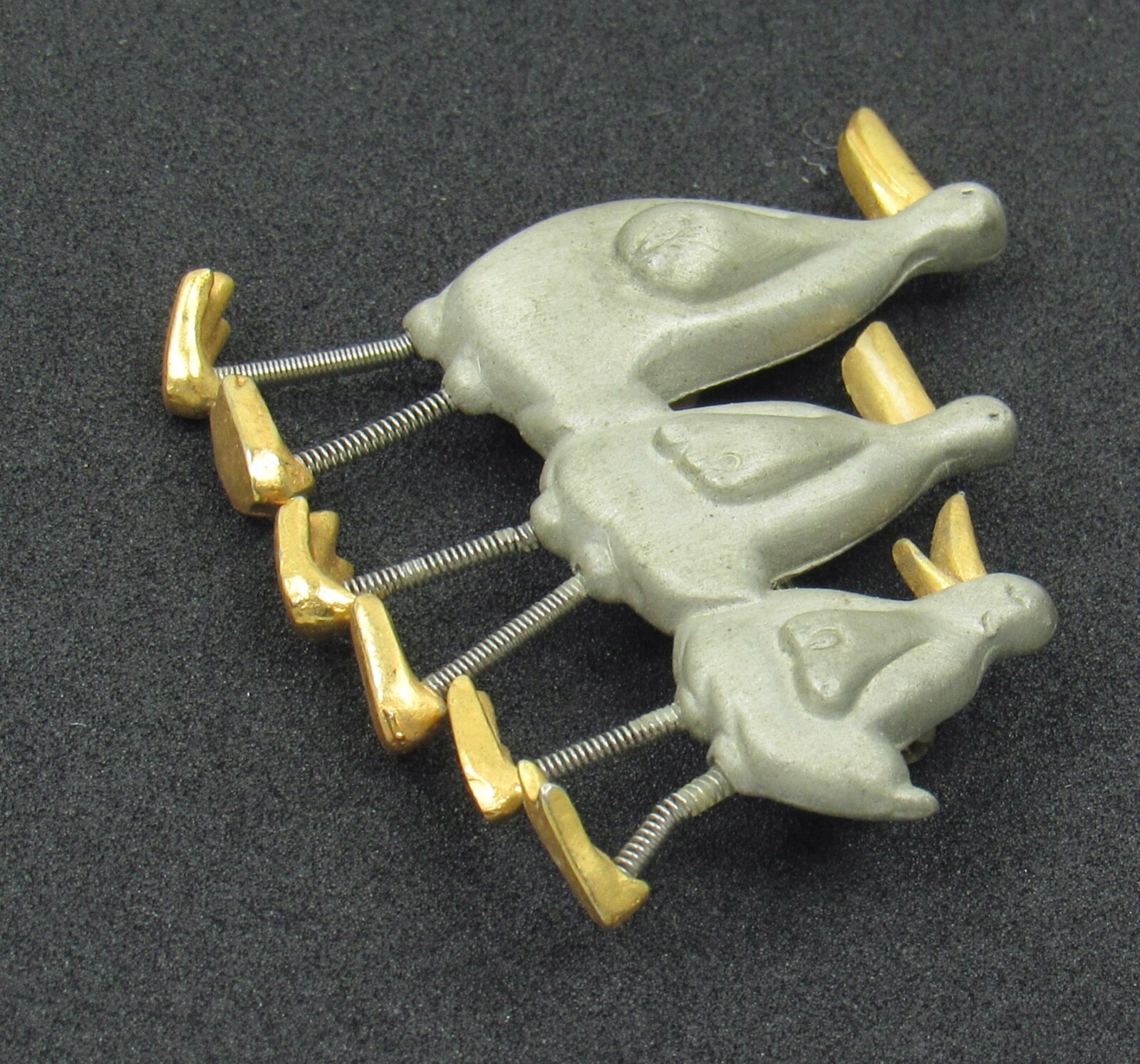 Hallmark Brooch Duck Family Pewter with Spring Coil Legs Trio Three Ducks Pin