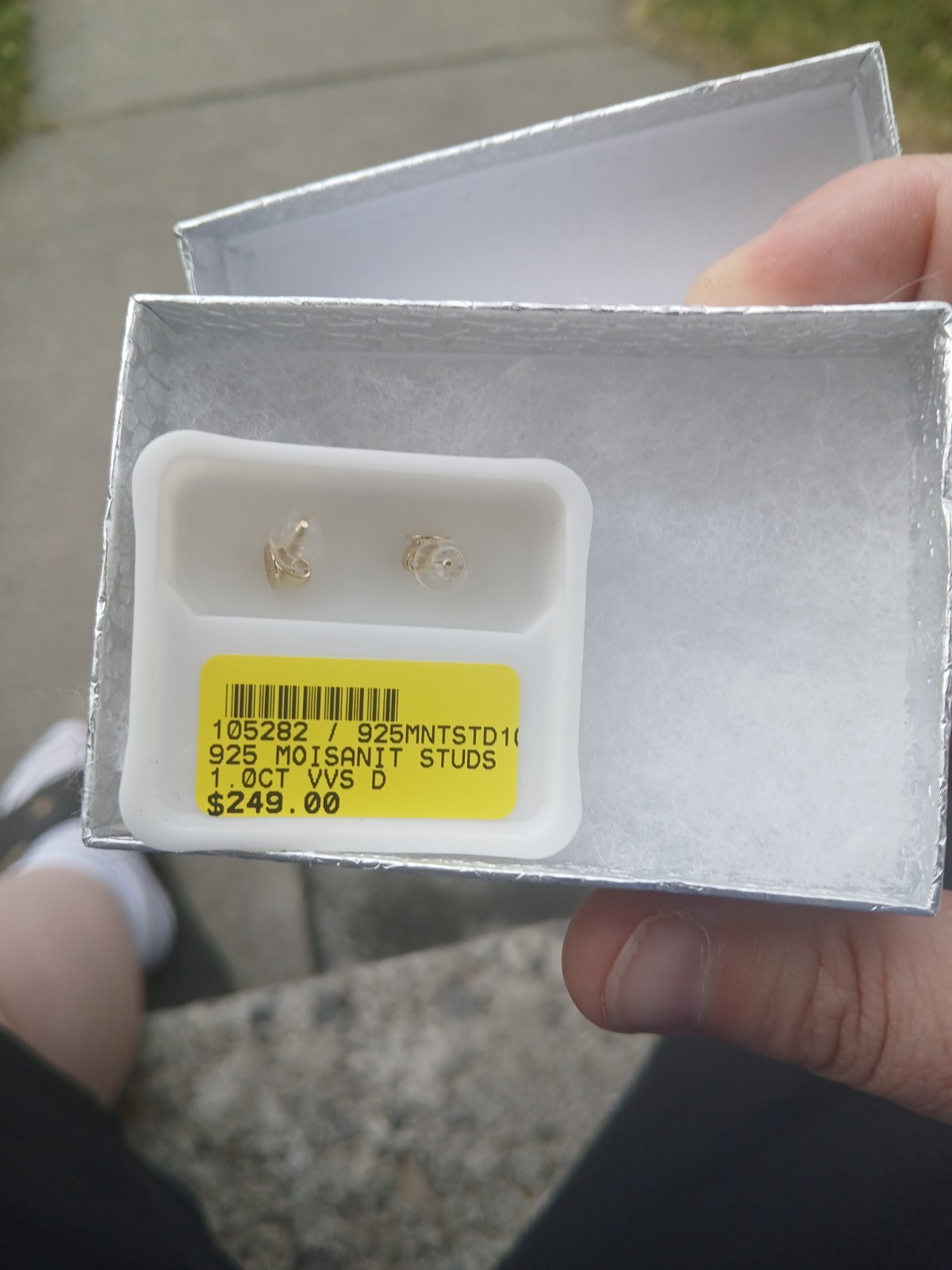 925 silver mossanite 1 carot stud earrings