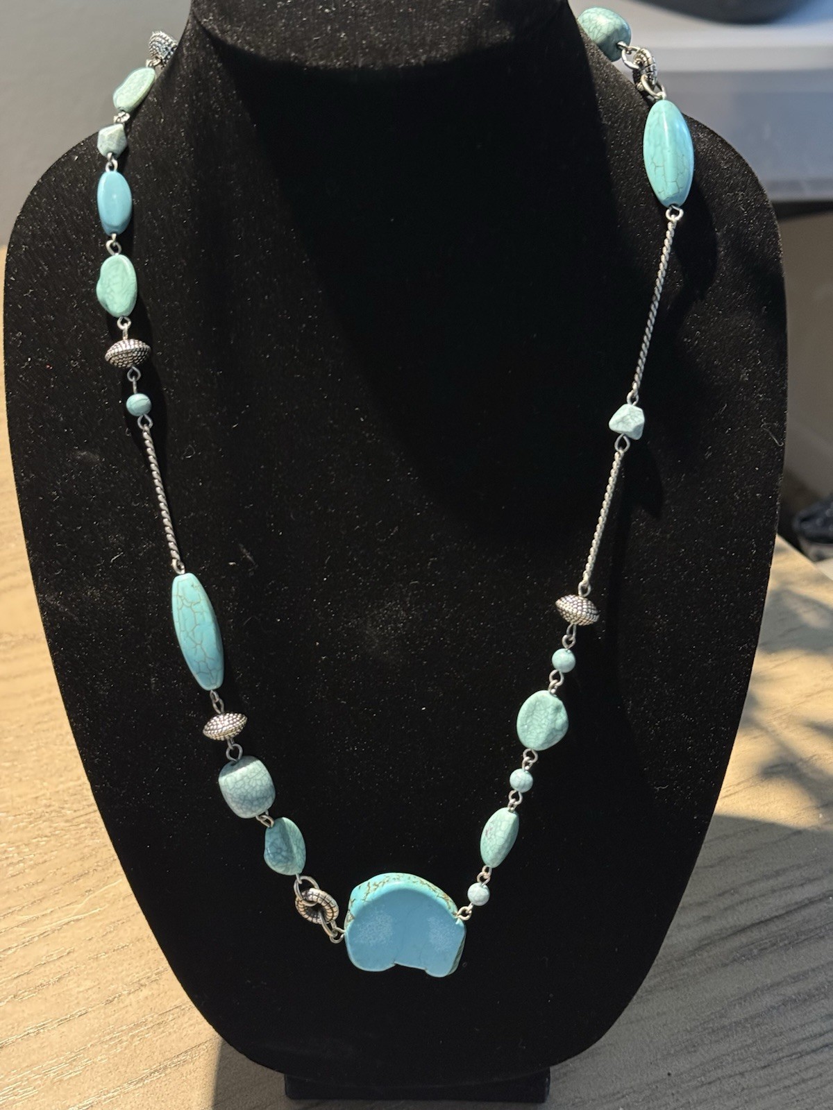 Chico’s Turquoise Baroque Stone Beaded Statement Necklace Lobster Clasp, 18 in