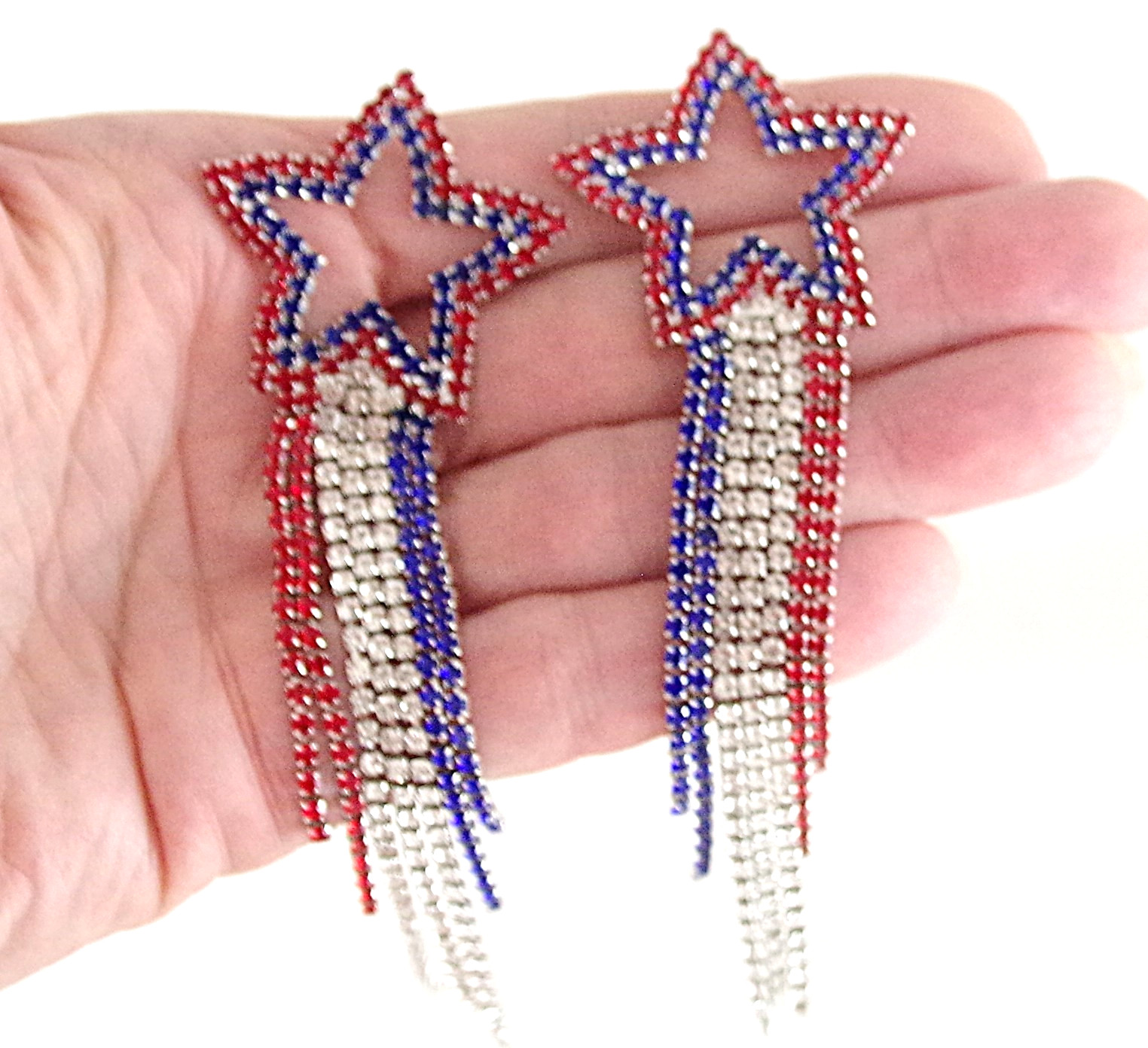 4″ Prong-Set Rhinestones! NWOT BETSEY JOHNSON PATRIOTIC DANGLE STAR EARRINGS