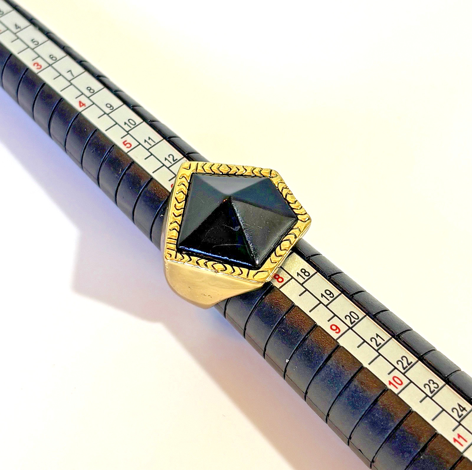 House of Harlow 14k Gold Plated Designer Ring Sz 7 Black Onyx Abstract Pentagon