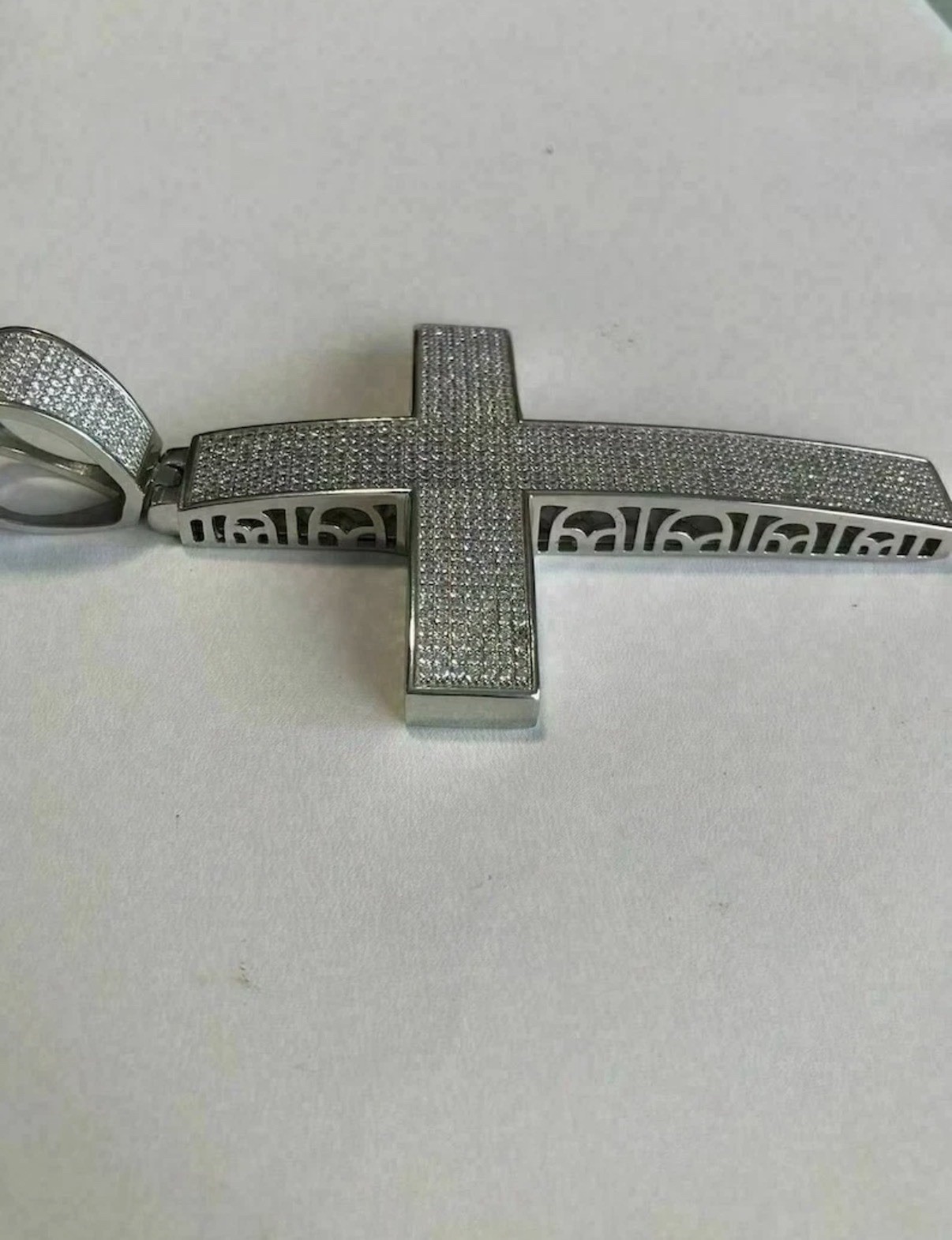 3ct moissanite cross pendant