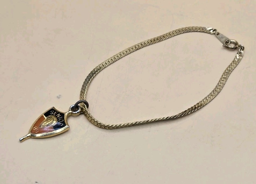 Vintage National Beta Club 89 (B) Blue/Orange Pendant Bracelet – by Jostens