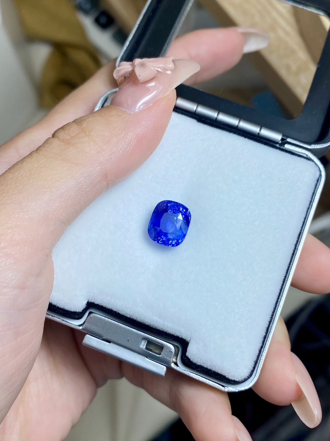 [jerseychou] Natural cornflower blue sapphire 6.15ct , Sri Lanka , GRS/LOTUS