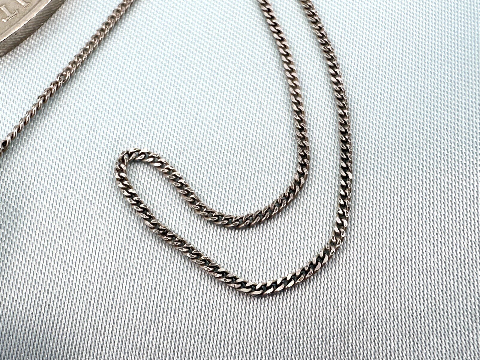 Sterling Silver Purple Stone Pendant On 16 Inch Chain 7.52gm