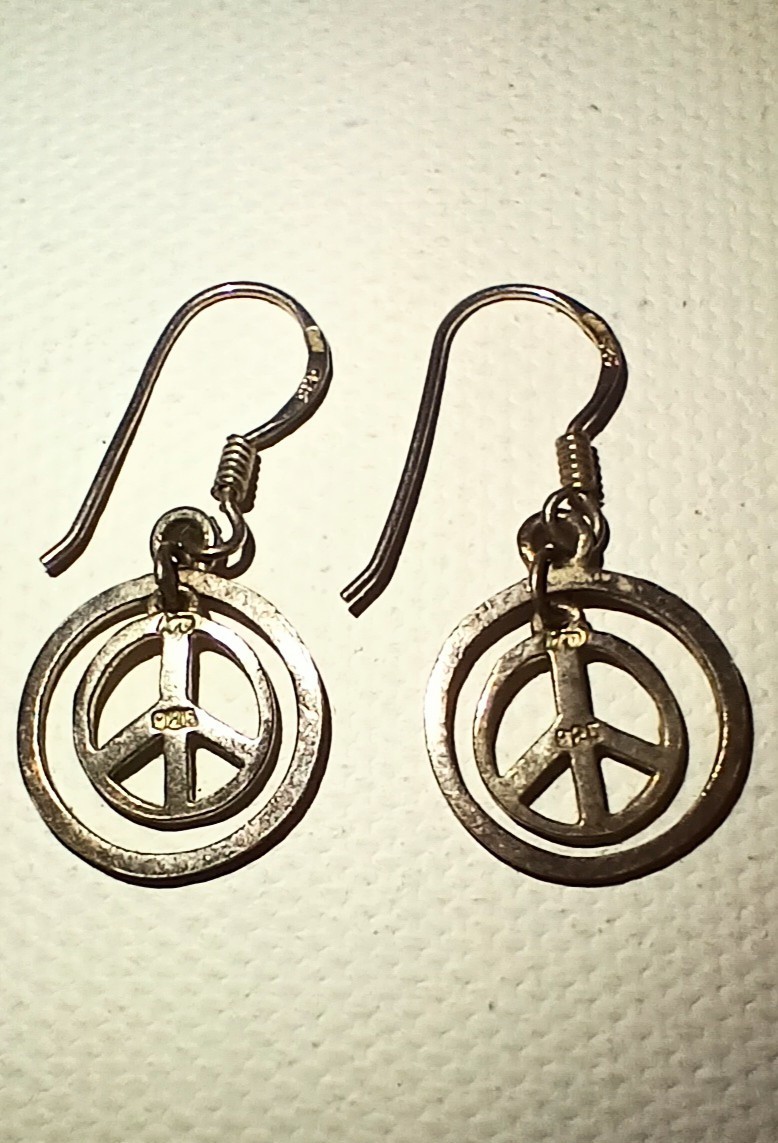2 Vintage Pairs Of Sterling Siver Earrings – Peace Signs & Sunflowers Marked 925