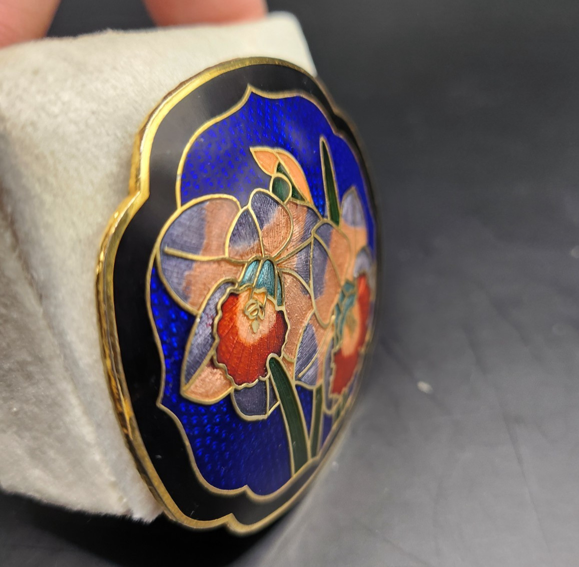 Vintage Cloisonne Enamel Flower Brooch Pin Blue Guilloche Daffodil Floral 1.8″