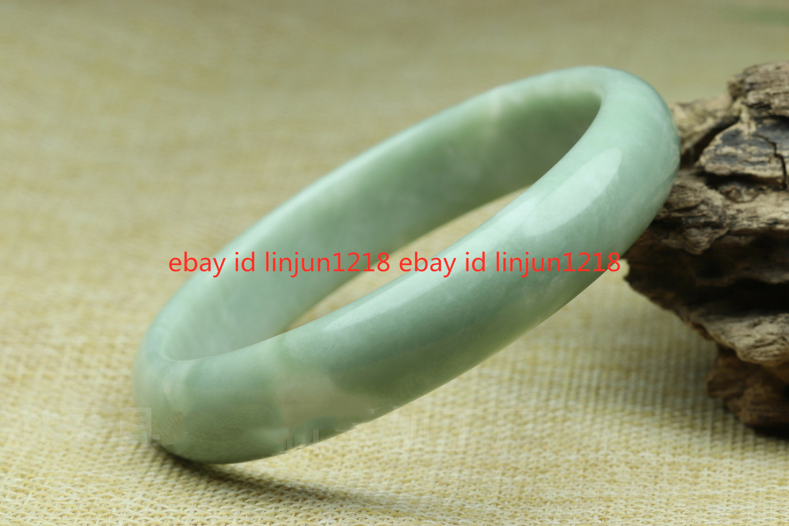Female Beautiful AAA Bangle 54mm-64mm Light Green Jade Hand-carved Bracelet