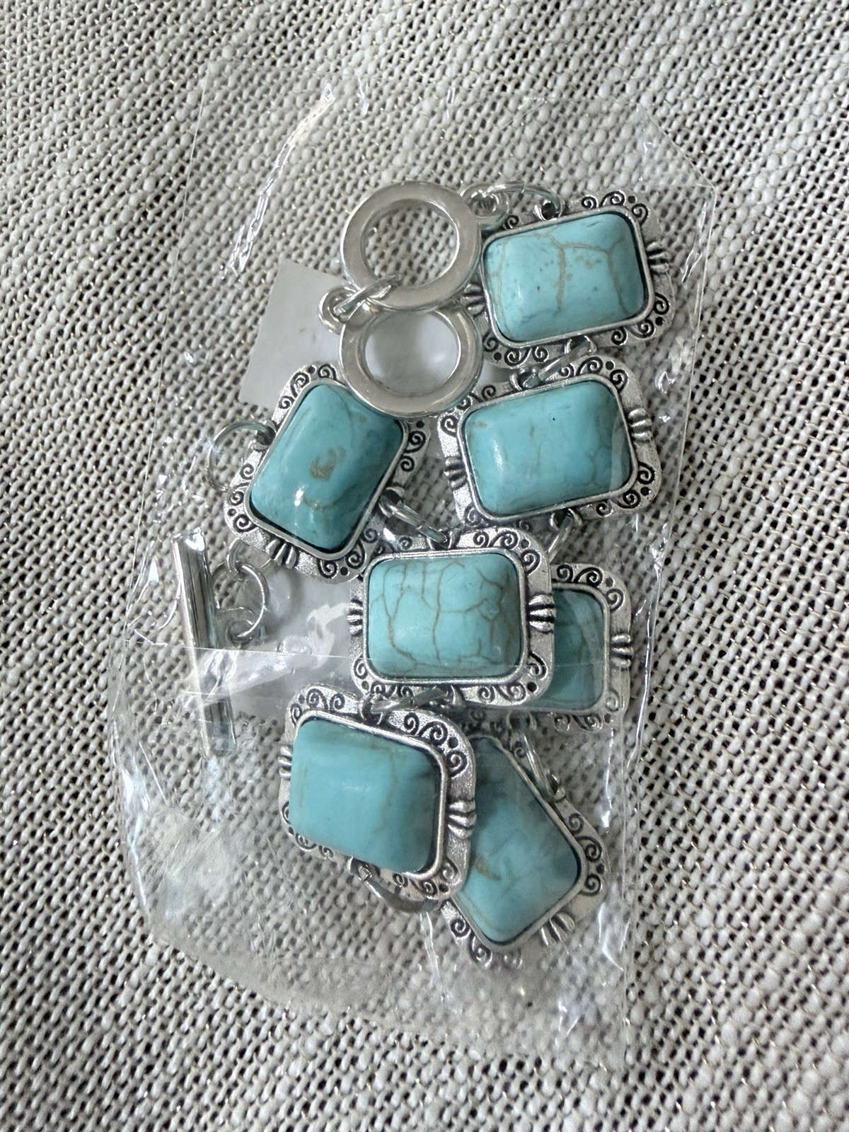 4 pieces Turquoise Blue Howlite Stone Necklace, Bracelet, Earrings Gift Box New