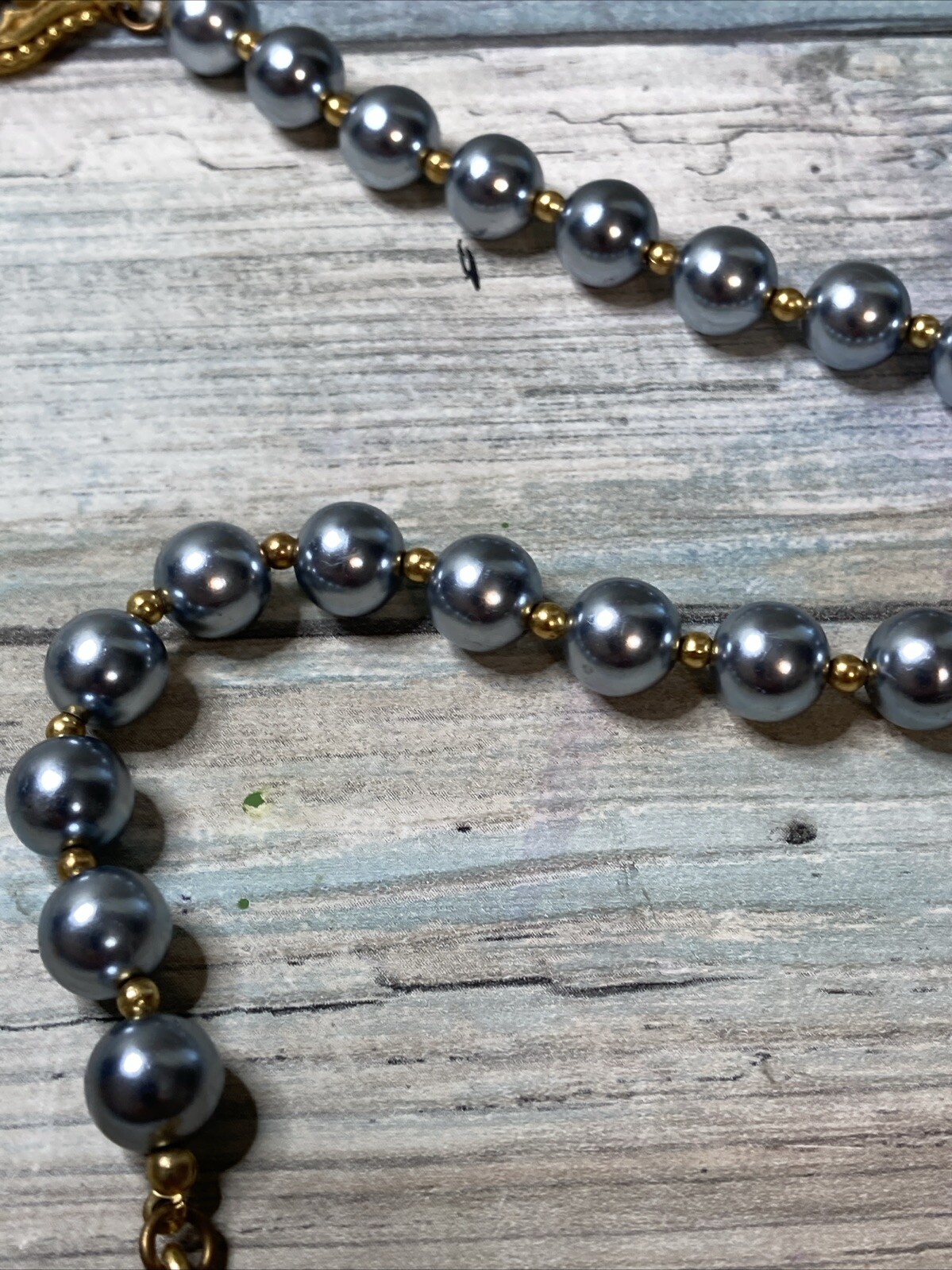 Gray Bead Gold Tone Charm 54″ Necklace Fashion Costume NWOT