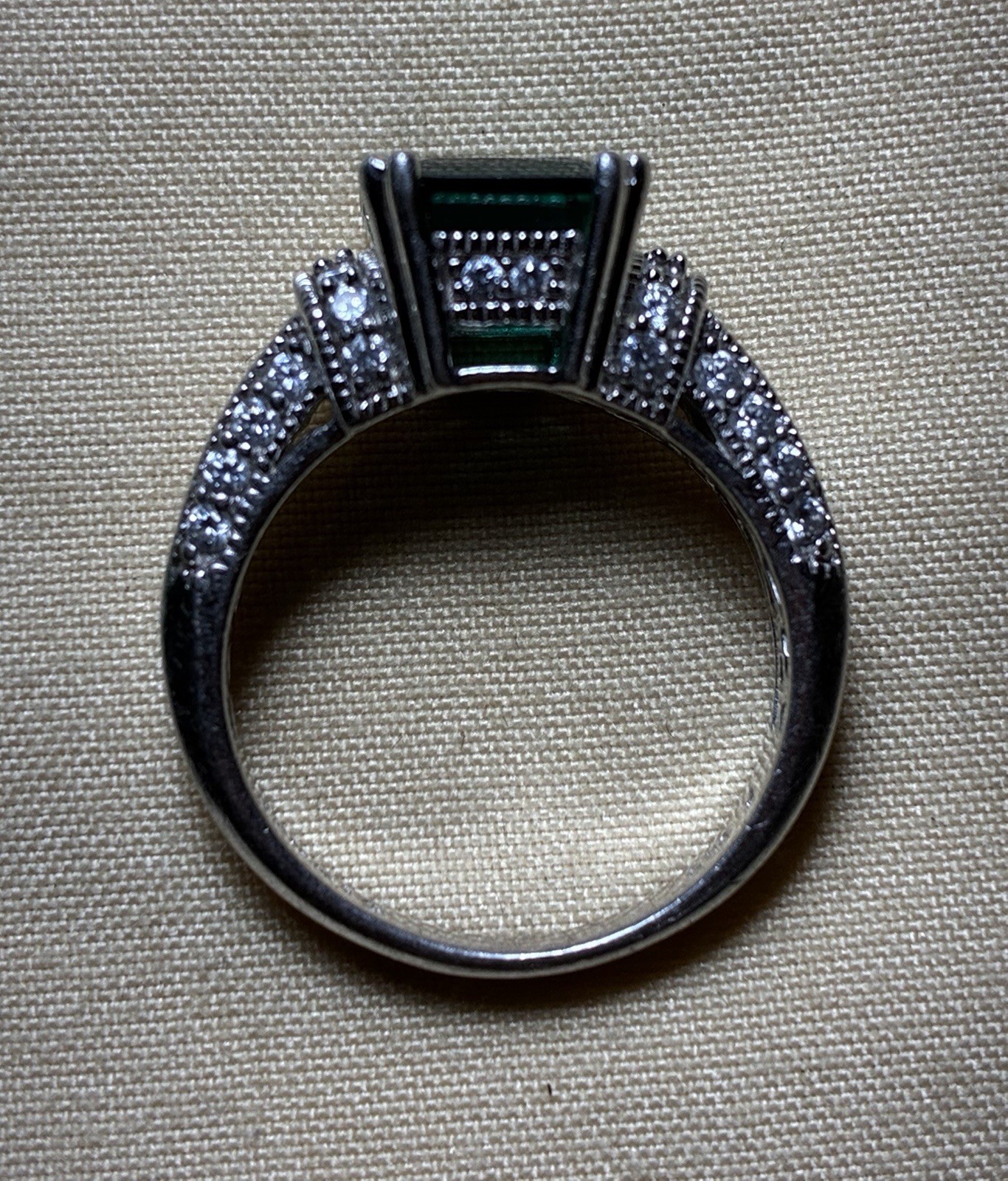 Stauer 925 Sterling Silver Band Ring Large Emerald-Cut CZ Prong Set size 7