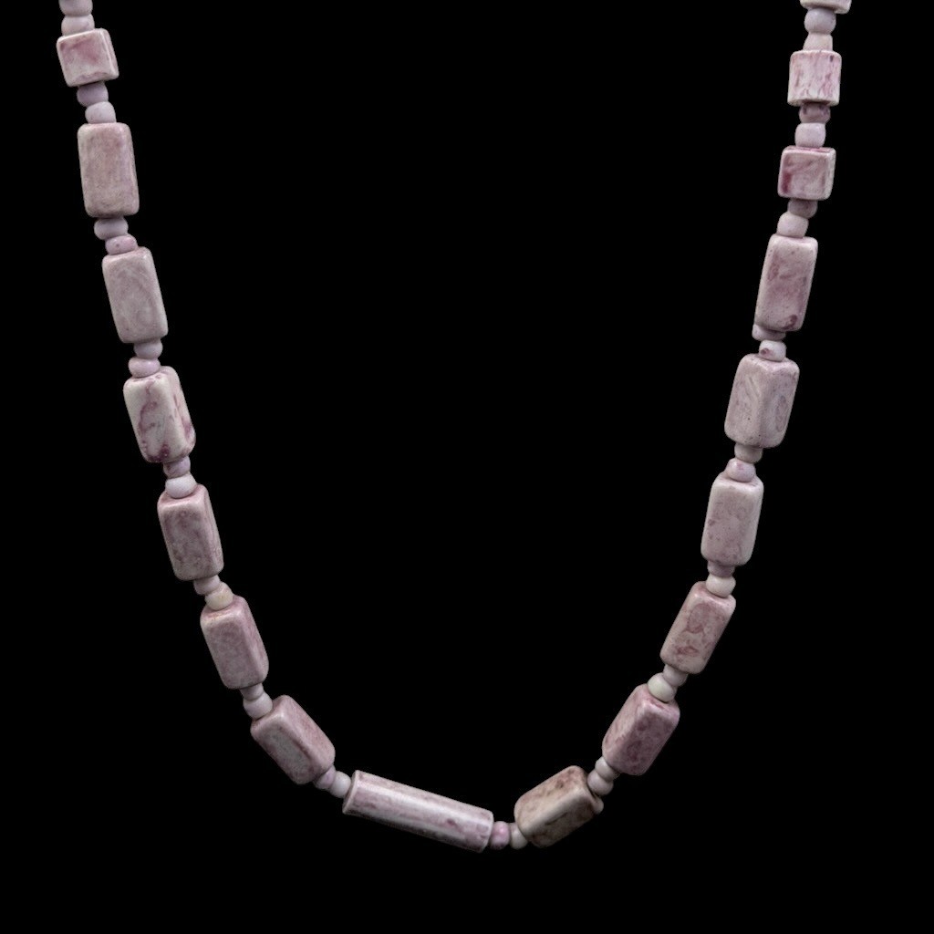 Vintage Pink Stone Beaded Necklace Cottagecore Fairy Coquette Fairycore 23 Inch