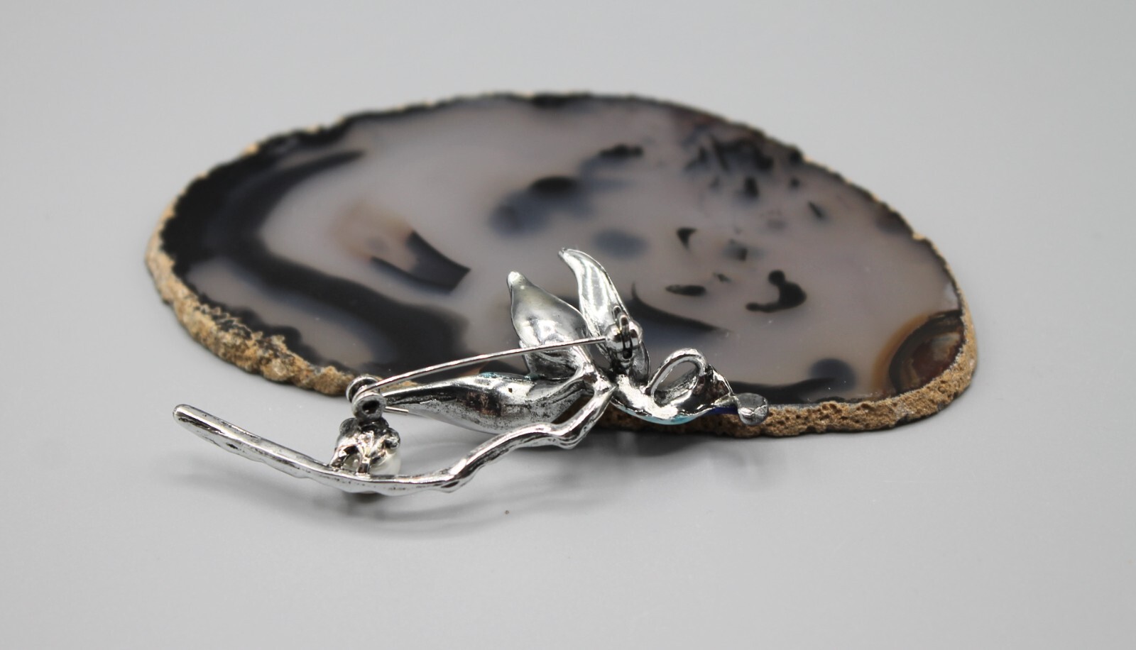 Lotus flower pin brooch jewelry fashion pearl blue silver tone elegant