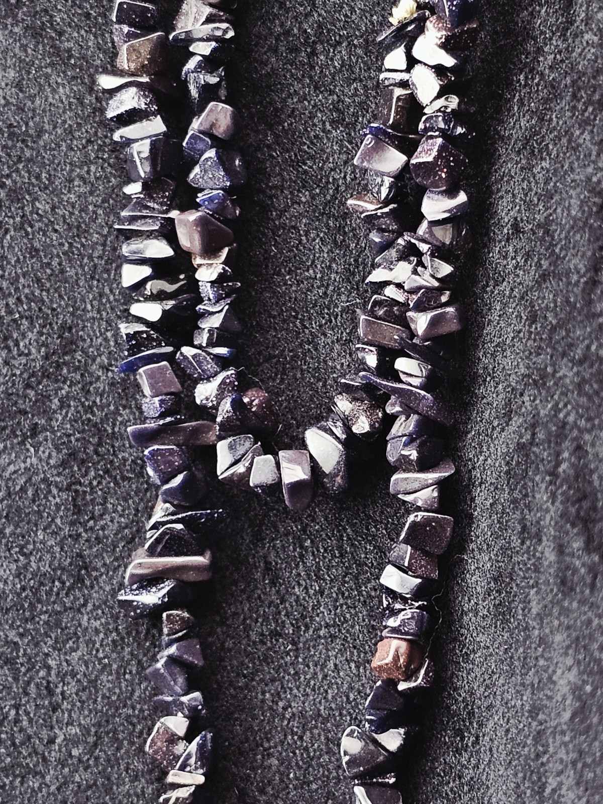 Vintage Blue Goldstone Chip Necklace 34″ Sparkling Midnight Strand 30g