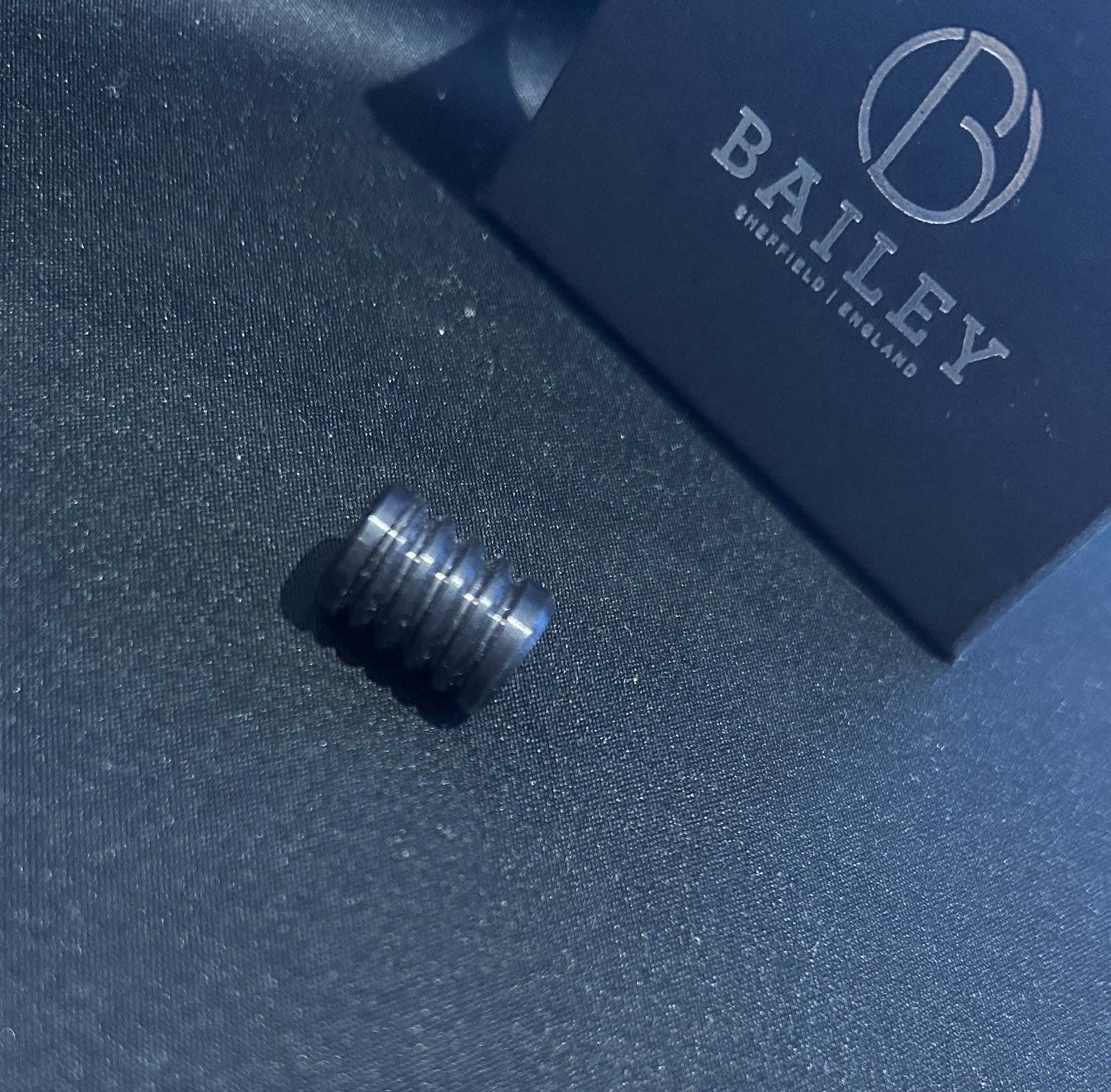 BAILEY OF SHEFFIELD-Stainless Steel CABLE Bracelet & Pendant Converter Necklace