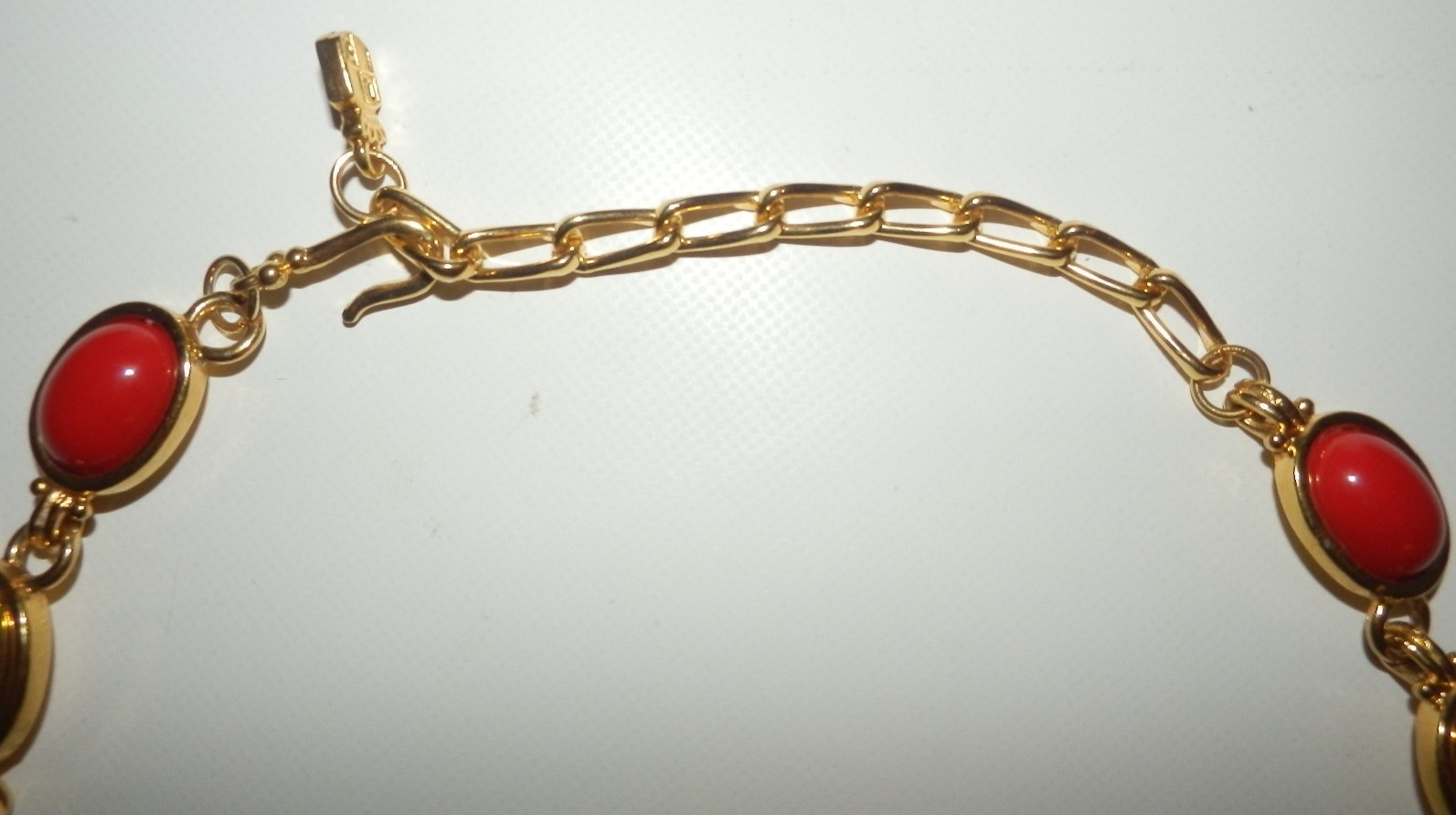Vintage LC Crown Mark Red Cabochon Gold Tone Necklace Choker 17″ Lia Sophia