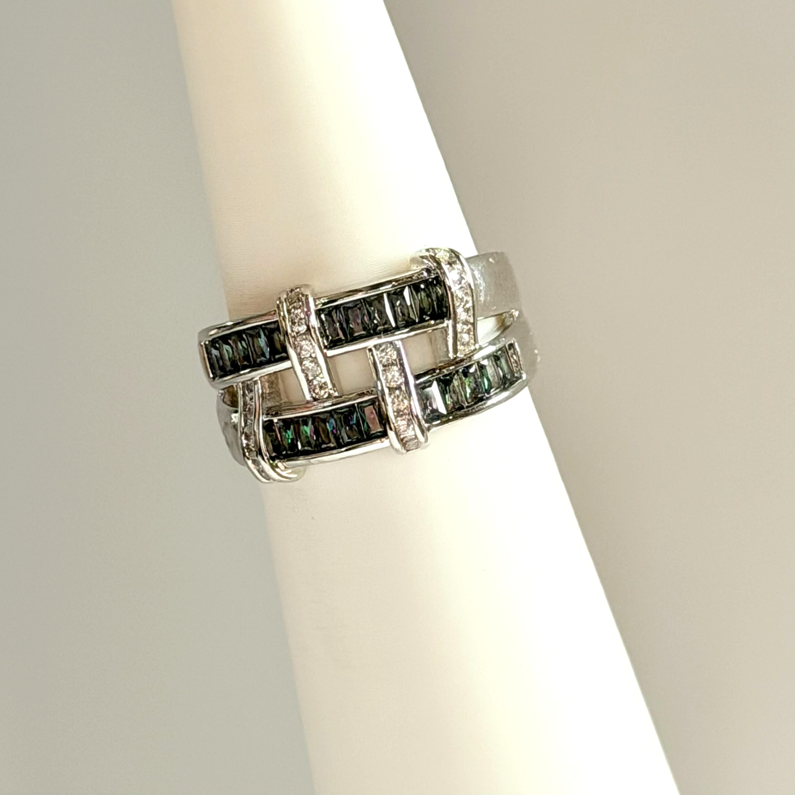 Bomb Party June Ring Sz 8 “Weaved In Time” Alexandrite on Rhodium