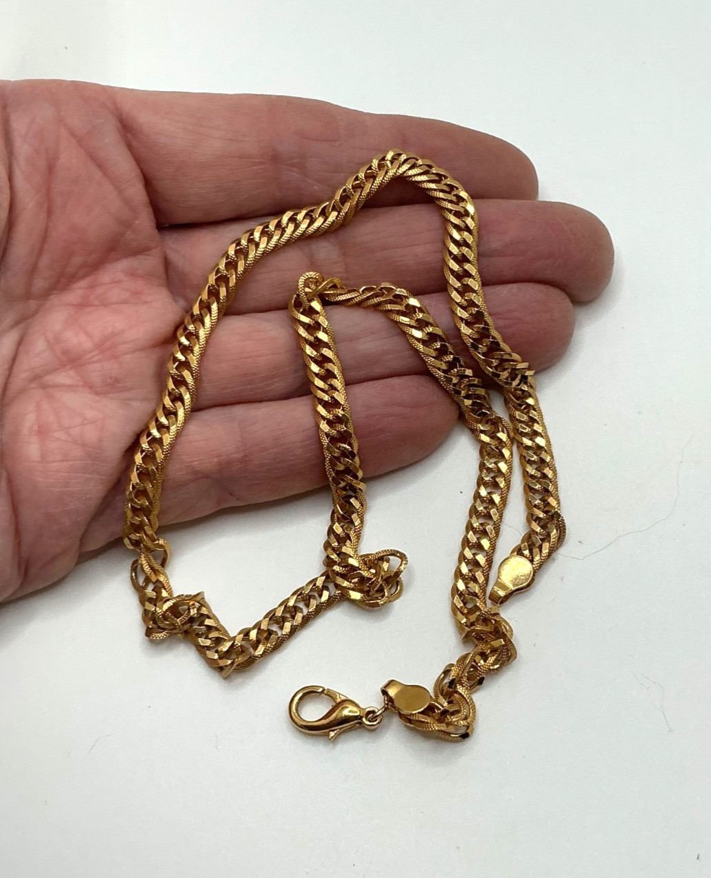 18″ Gold Tone Cable Chain Necklace 5.5mm 15.7g NICE!
