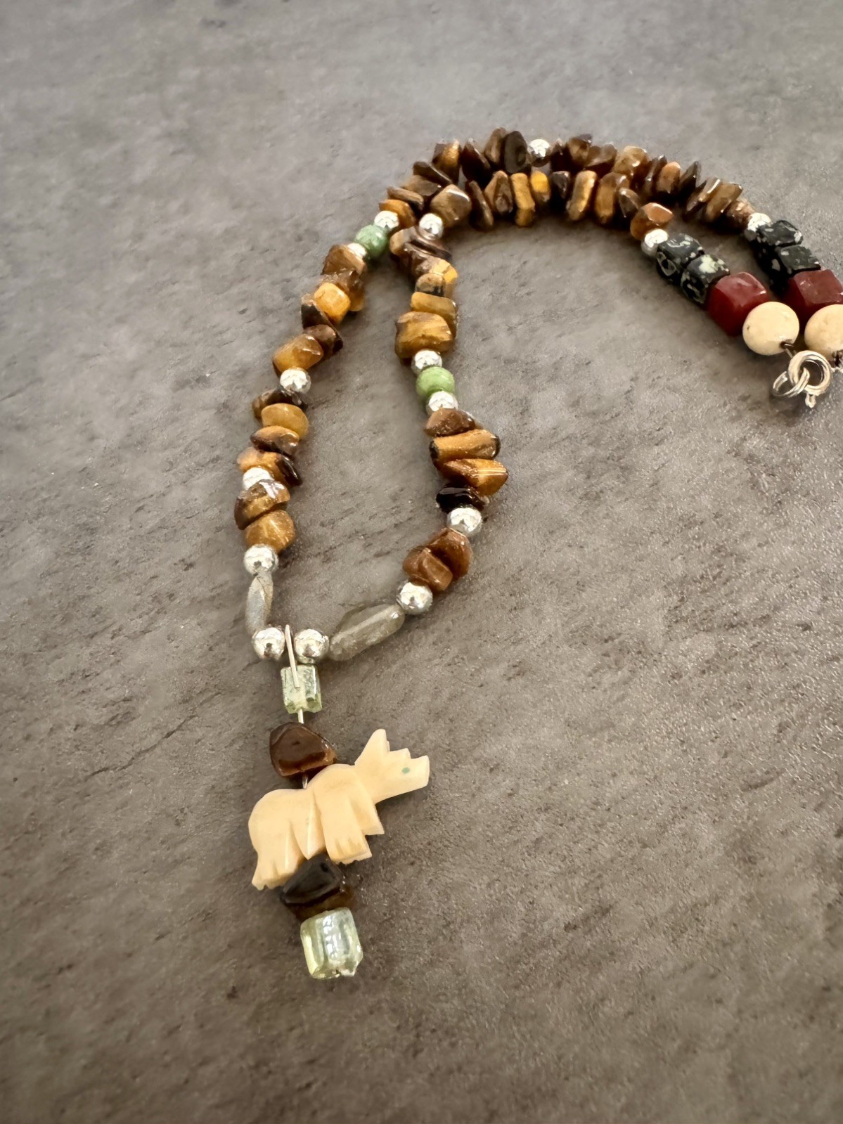 14” Choker Animal Carved Bear Tiger Eye Bead Necklace w/Bear Pendant Tribal Boho