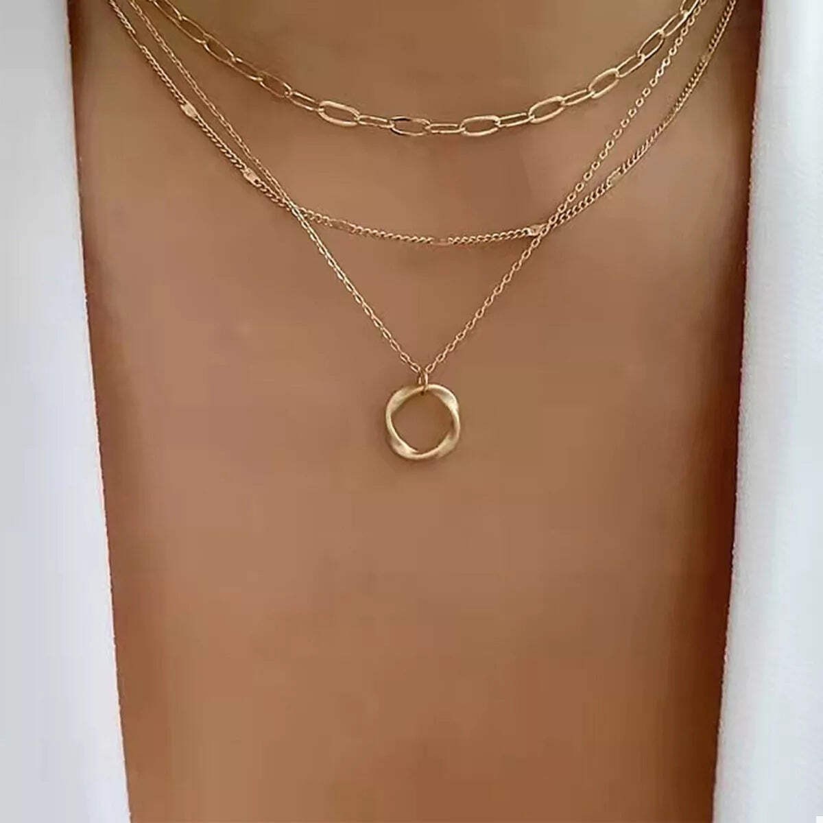 Three Layered Pendant Necklace