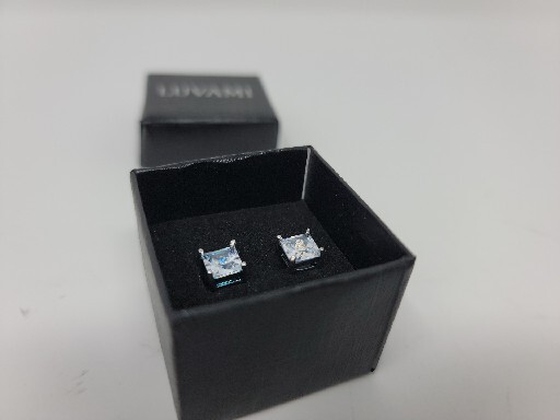Luvami Stud Earrings Cubic Zirconia Square With Regular Backing
