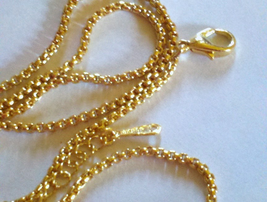 Brand New 18K Gold Plated Necklace 20.5 inch Chain