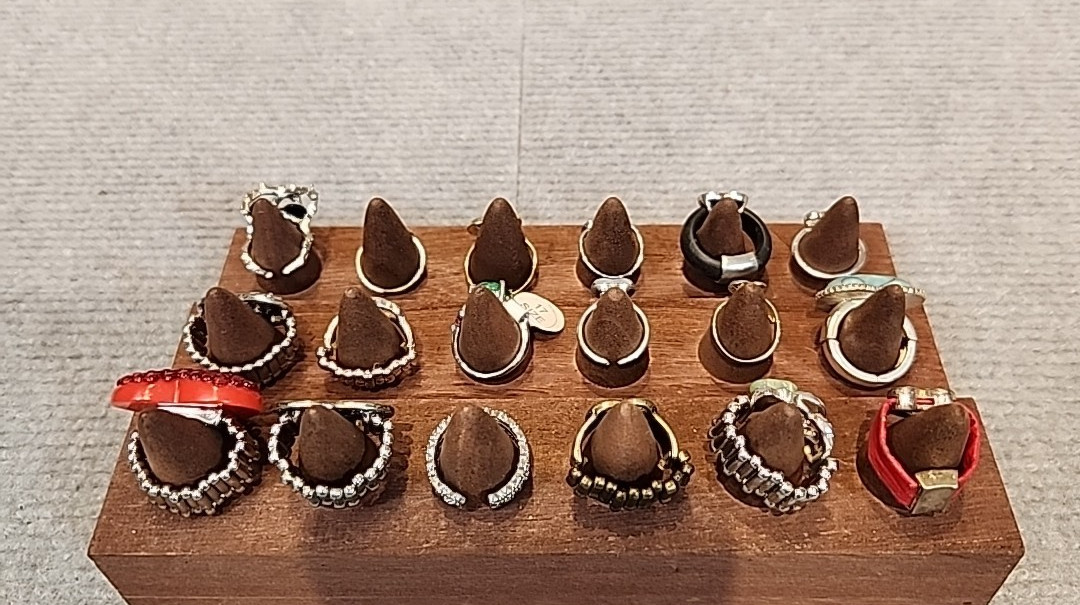 Jewelry 18 Heart Rings Adjusts Sized Stretch See Description Lot #152