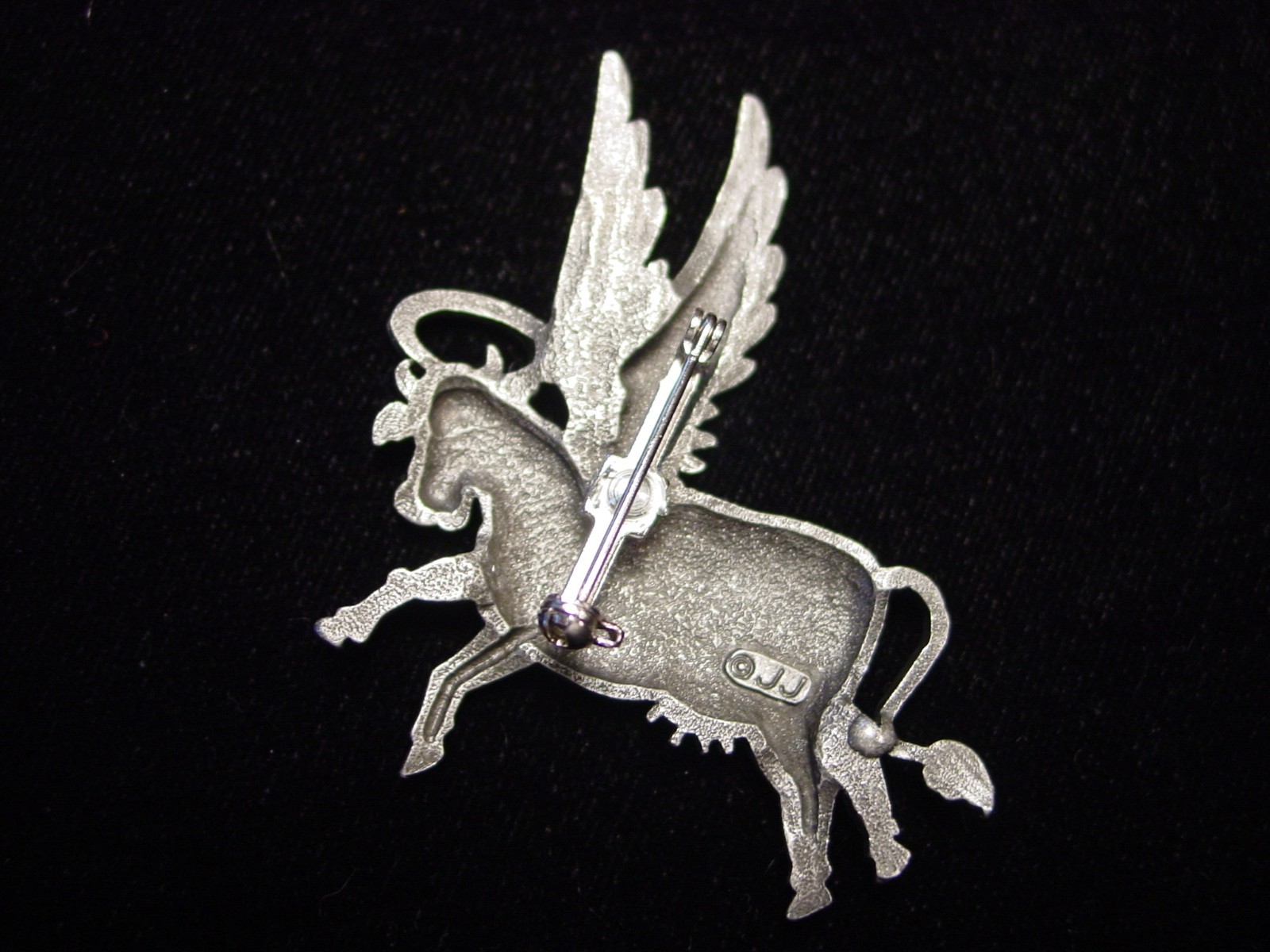 “JJ” Jonette Jewelry Silver Pewter COW Angel Pin