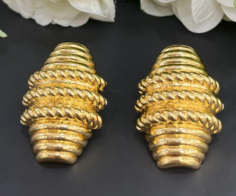18K Gold Plated Dubai European Wedding Bridal Pendant Necklace Drop Earrings Set