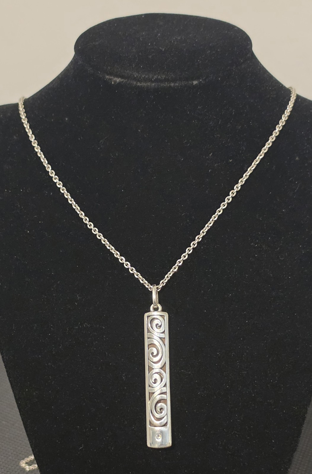 Brighton Contempo Ice Reversible Bar Necklace Scrollwork Crystal Silver Tone 20″