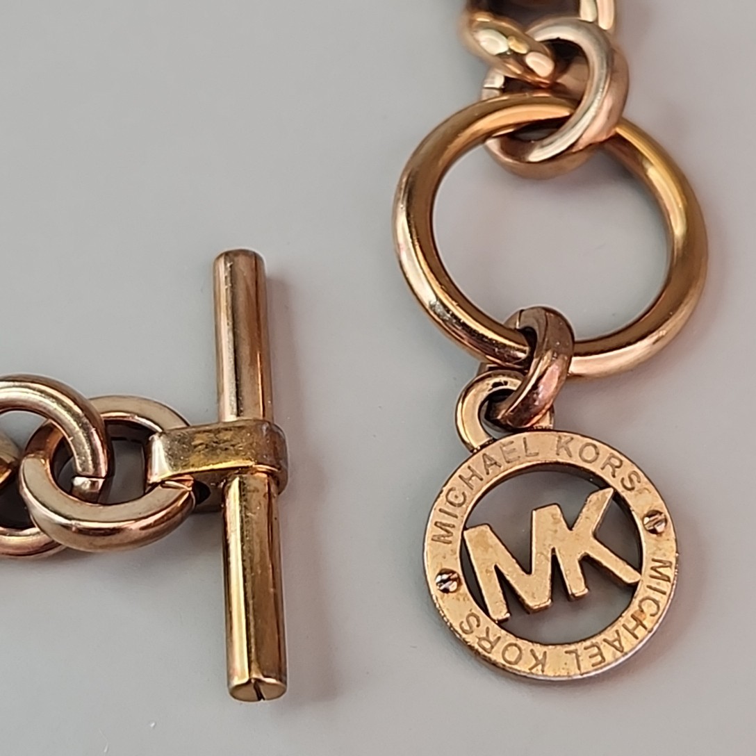 Michael Kors Chain Bracelet Round Logo Charm Chunky Copper Colored 7″