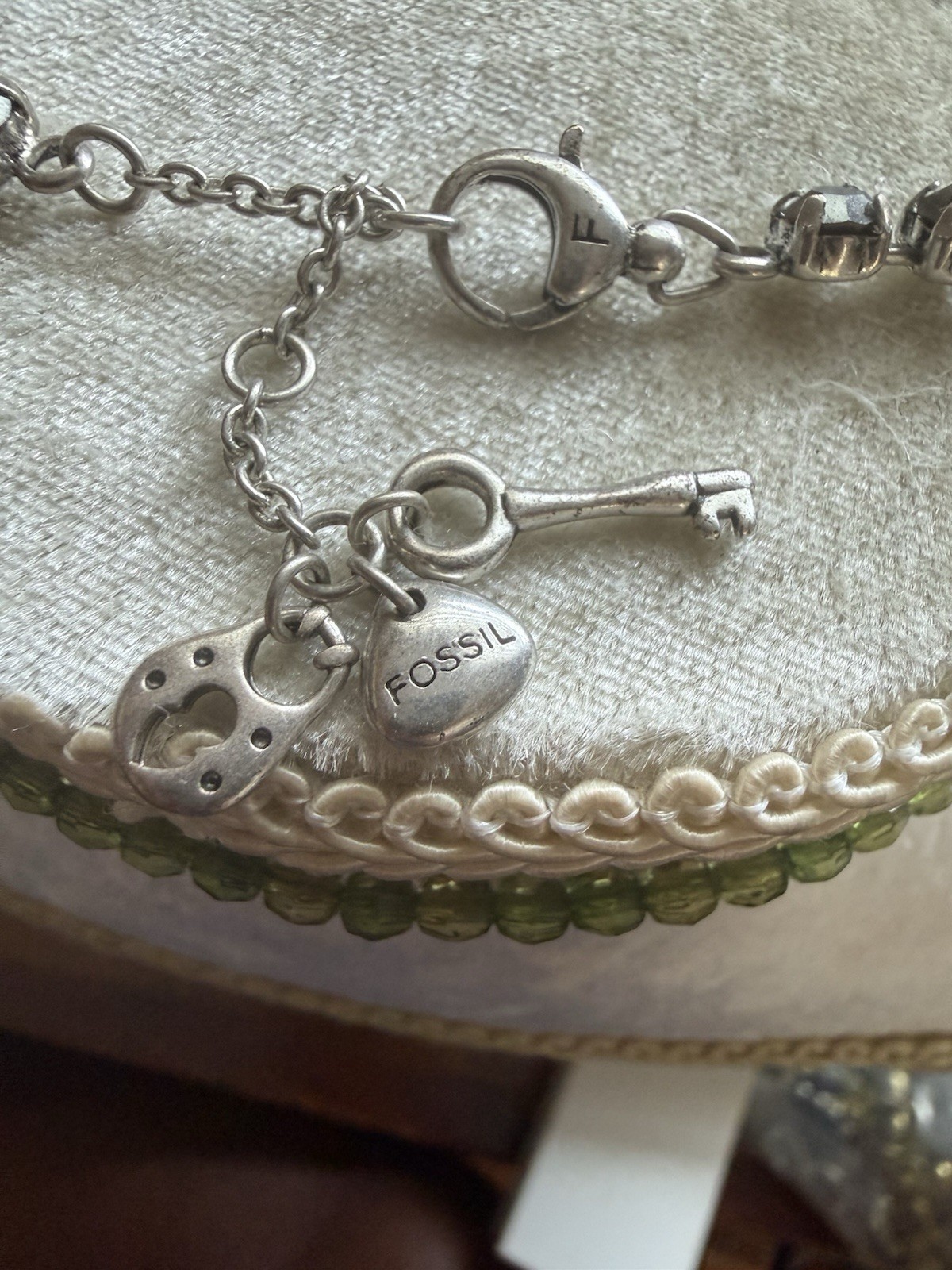 Fossil Silver-Tone Purple Oval Crystal Y-Drop Necklace with earrings