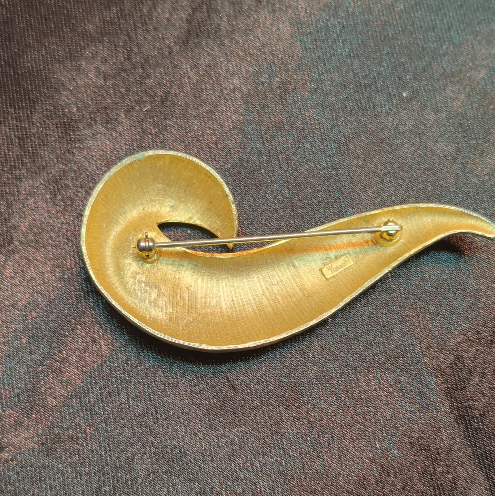 Vintage TRIFARI Gold Tone Swirl Brooch Pin, Signed Metal, No Stones