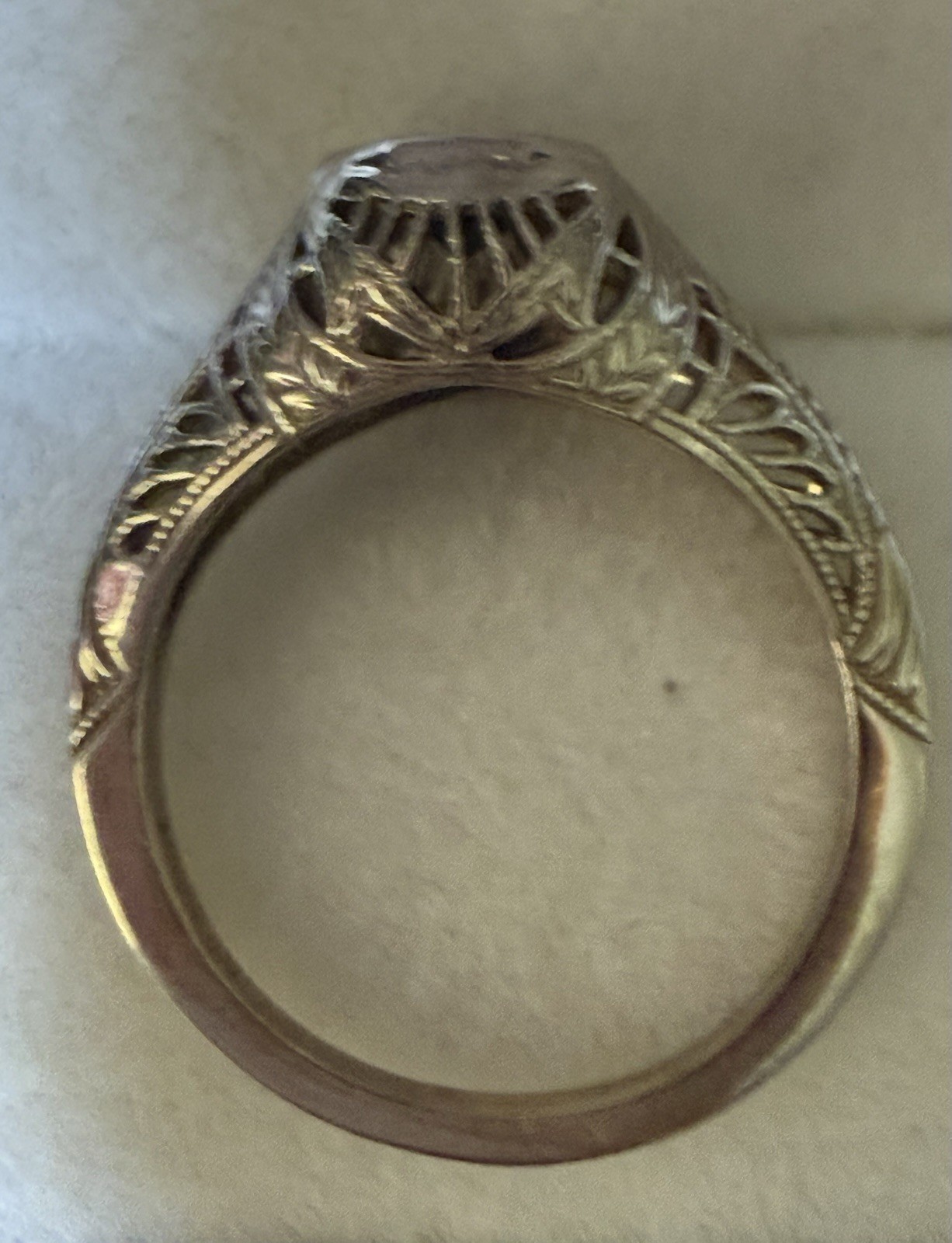 Vintage Art Deco 14k White Gold Blue Sapphire Filigree Ring, 2.64g