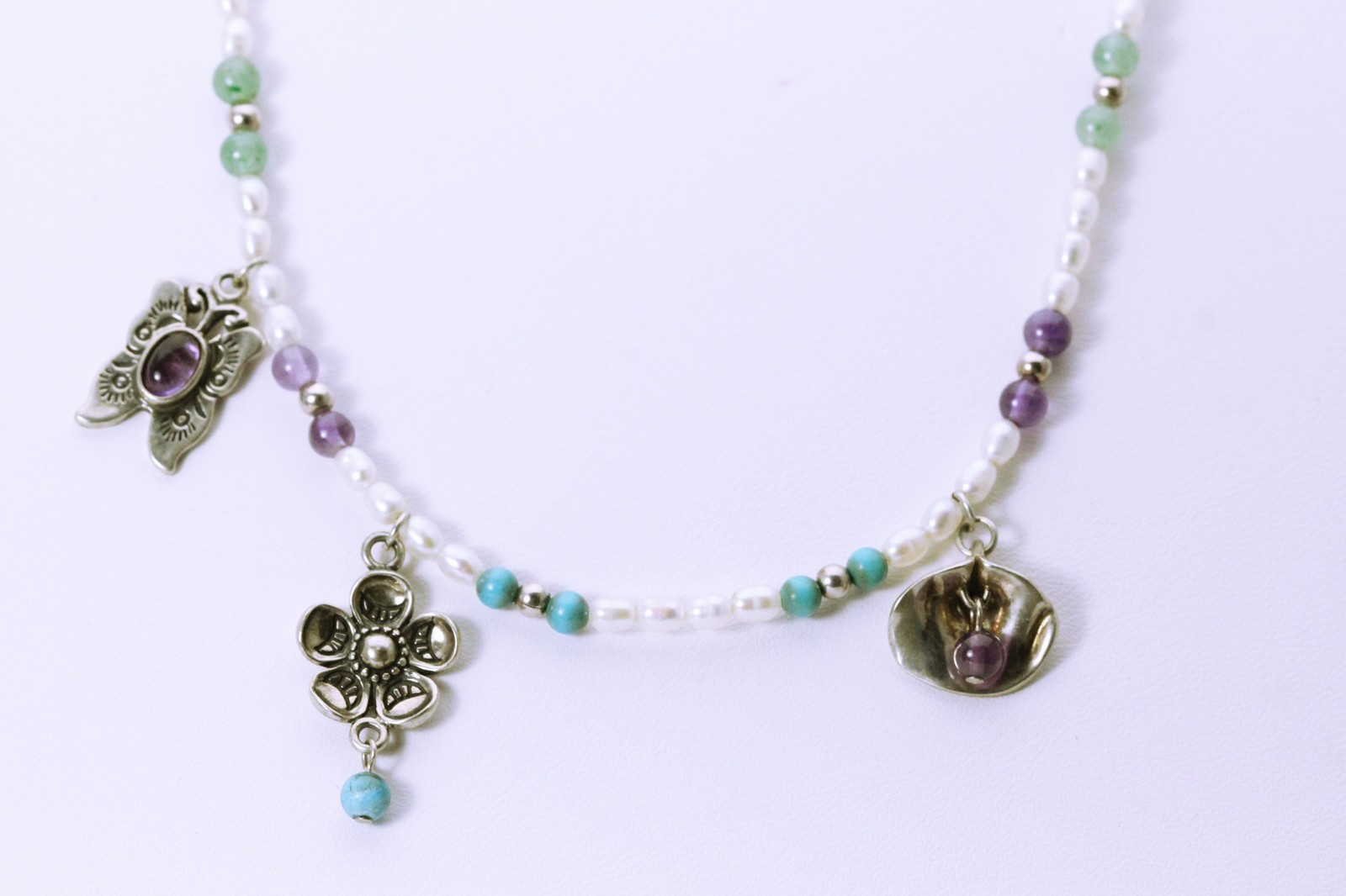 RELIOS Beaded 16-20″ Necklace with Sterling Silver Charms 13.1 Grams (NEC1246)