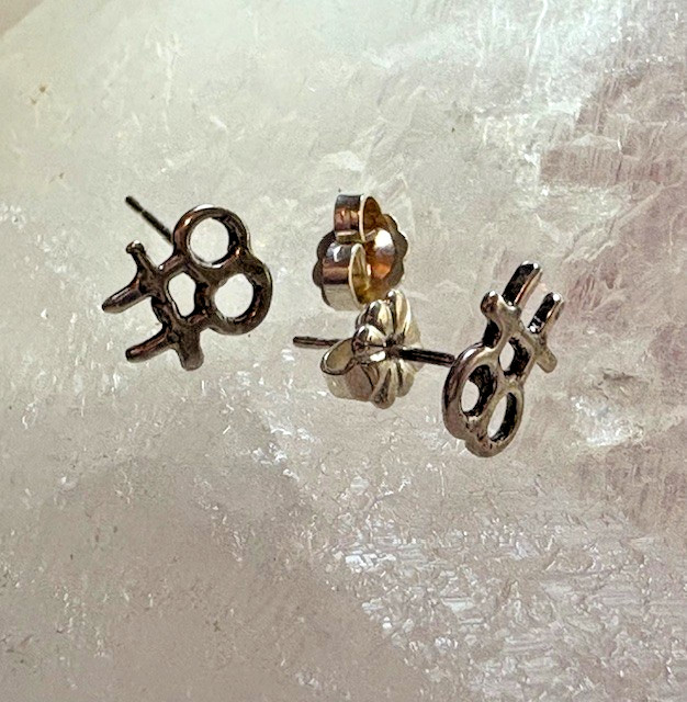 Double Venus symbol 92.5 posts Lesbian LGBTQ Goddess Handmade by JKL 848