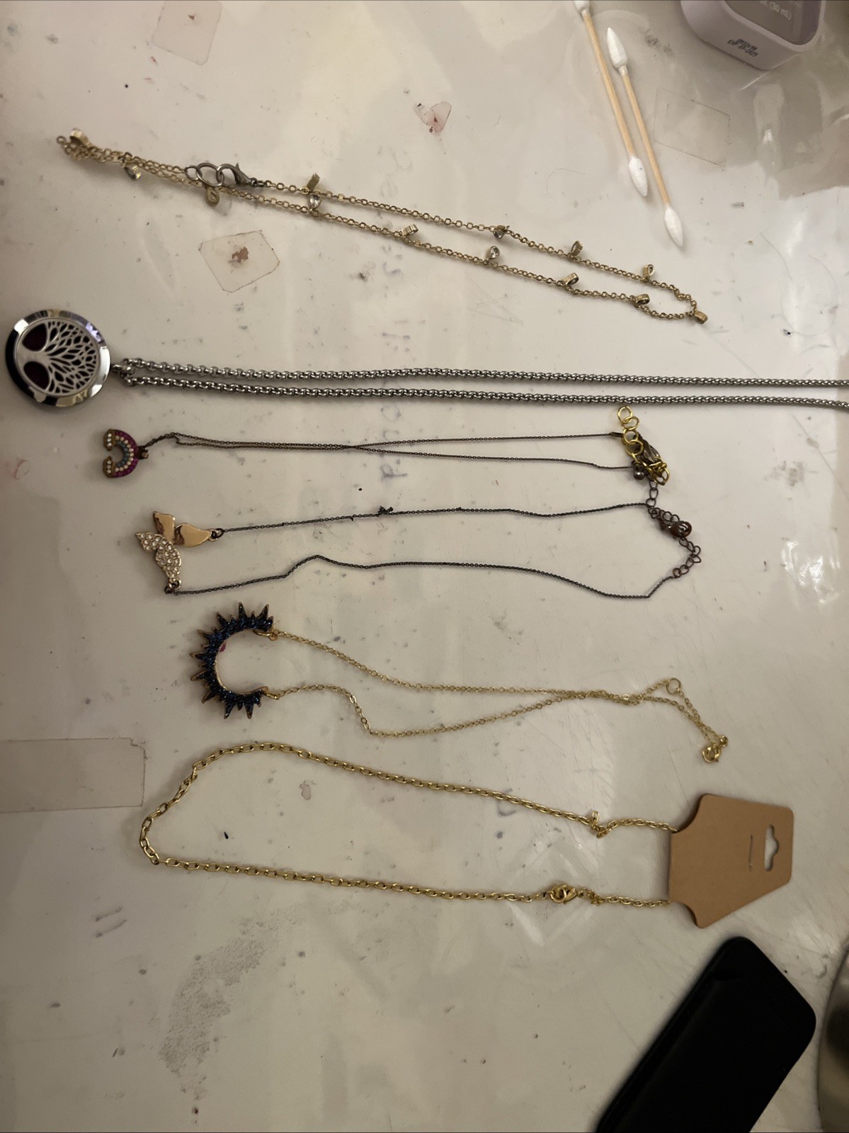 NECKLACE LOT EVERYTHING IN PICTURES (SOME HANDMADE)