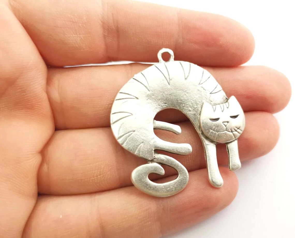 Cat Dangle Charms Antique Silver Plated jewelry Accessories (45x42mm) G18318