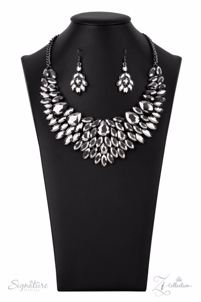 Paparazzi Zi Signature Necklace – THE TANISHA