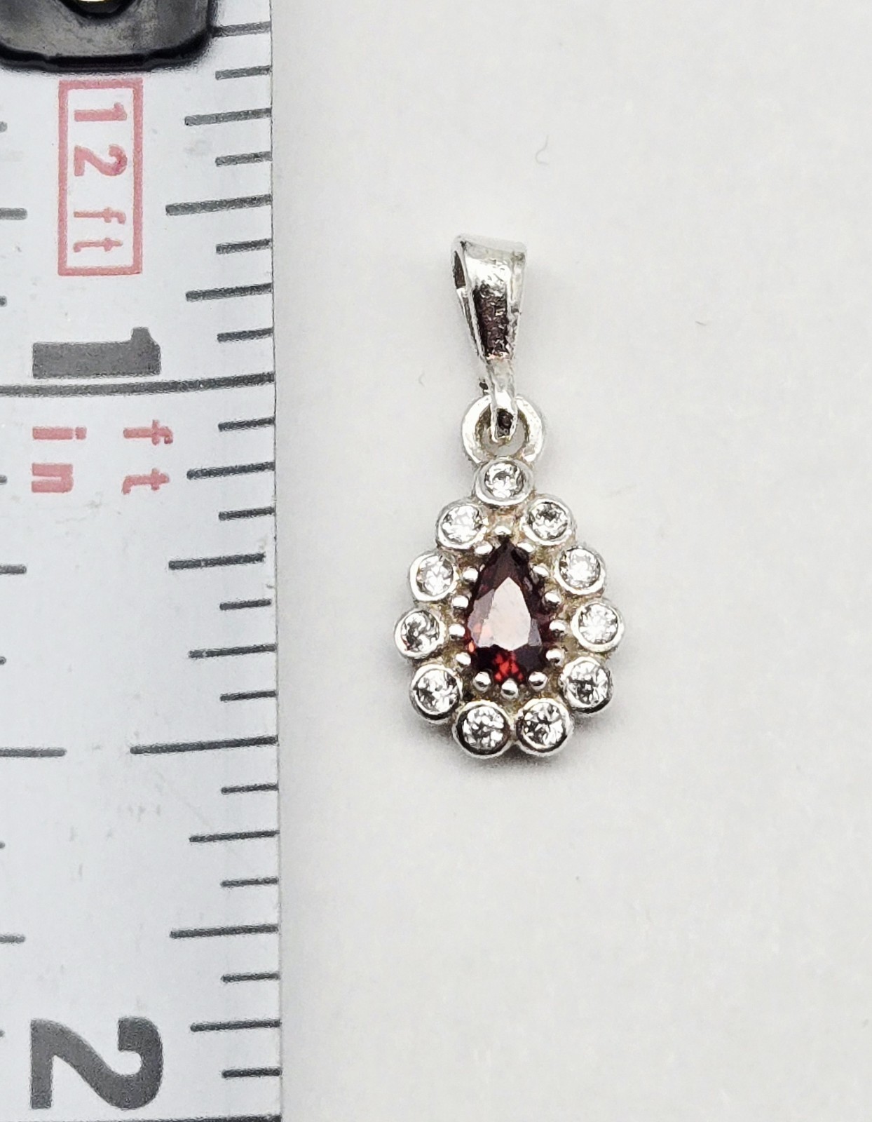 Vintage Sterling Silver Red Gemstone Inlay Halo Petite Drop Pendant – 1.0g