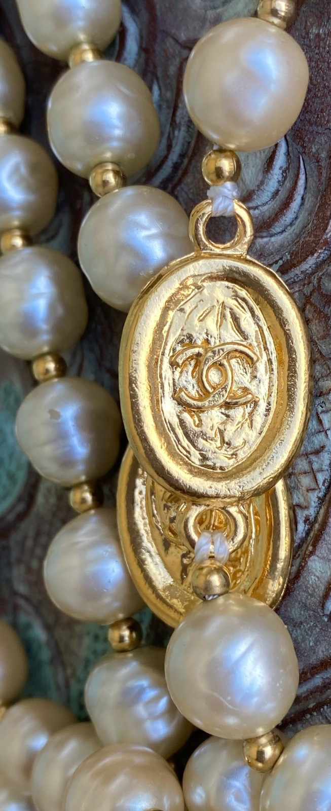 MINT Vintage CHANEL 1981 24K CC Station Faux Pearl Sautoir Necklace Goossens 62″