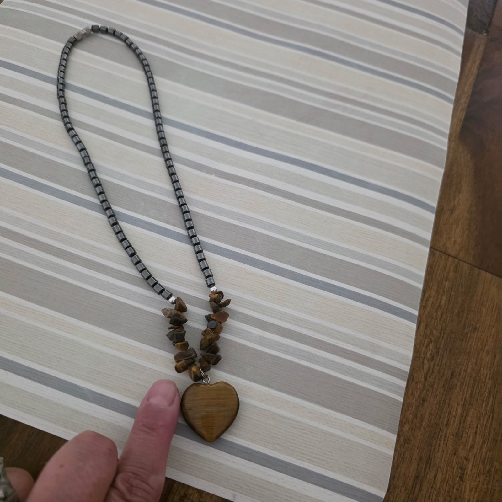 STUNNING! GENUINE TIGER EYE NECKLACES SET