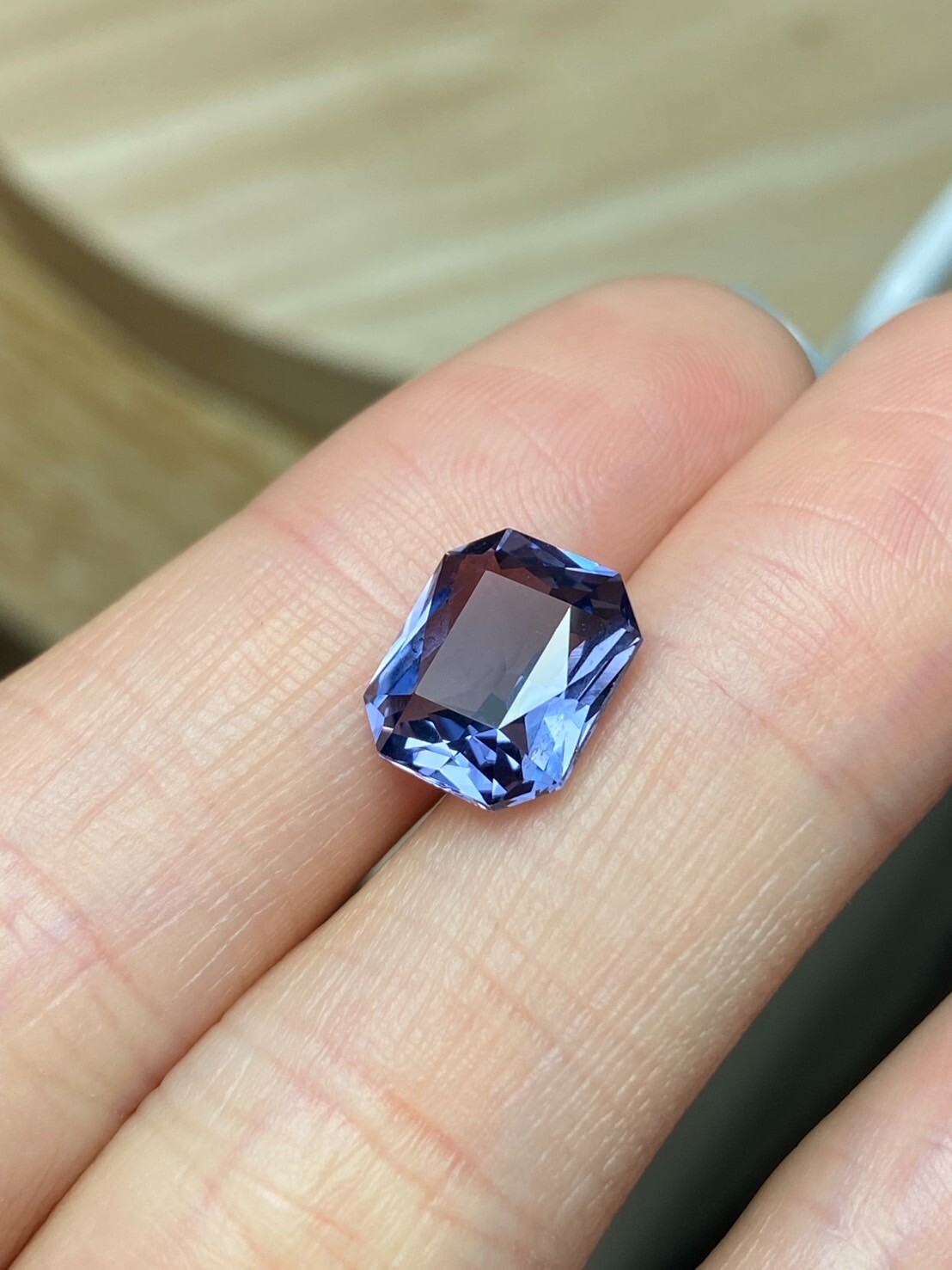 [jerseychou] Natural Spinel 3.46 ct , GGT